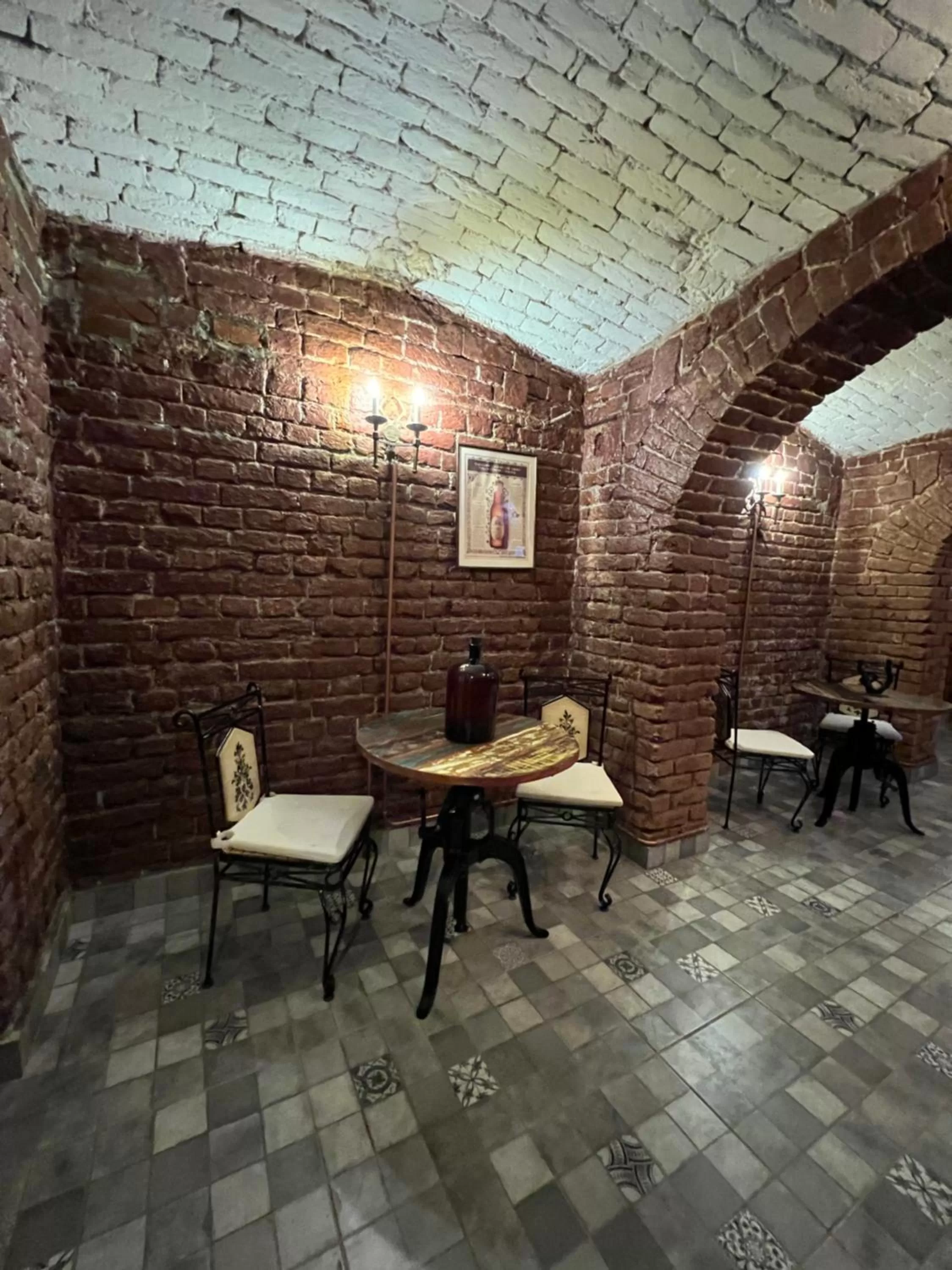 Hotel Boutique Cathedral Plaza Residences room for rent downtown