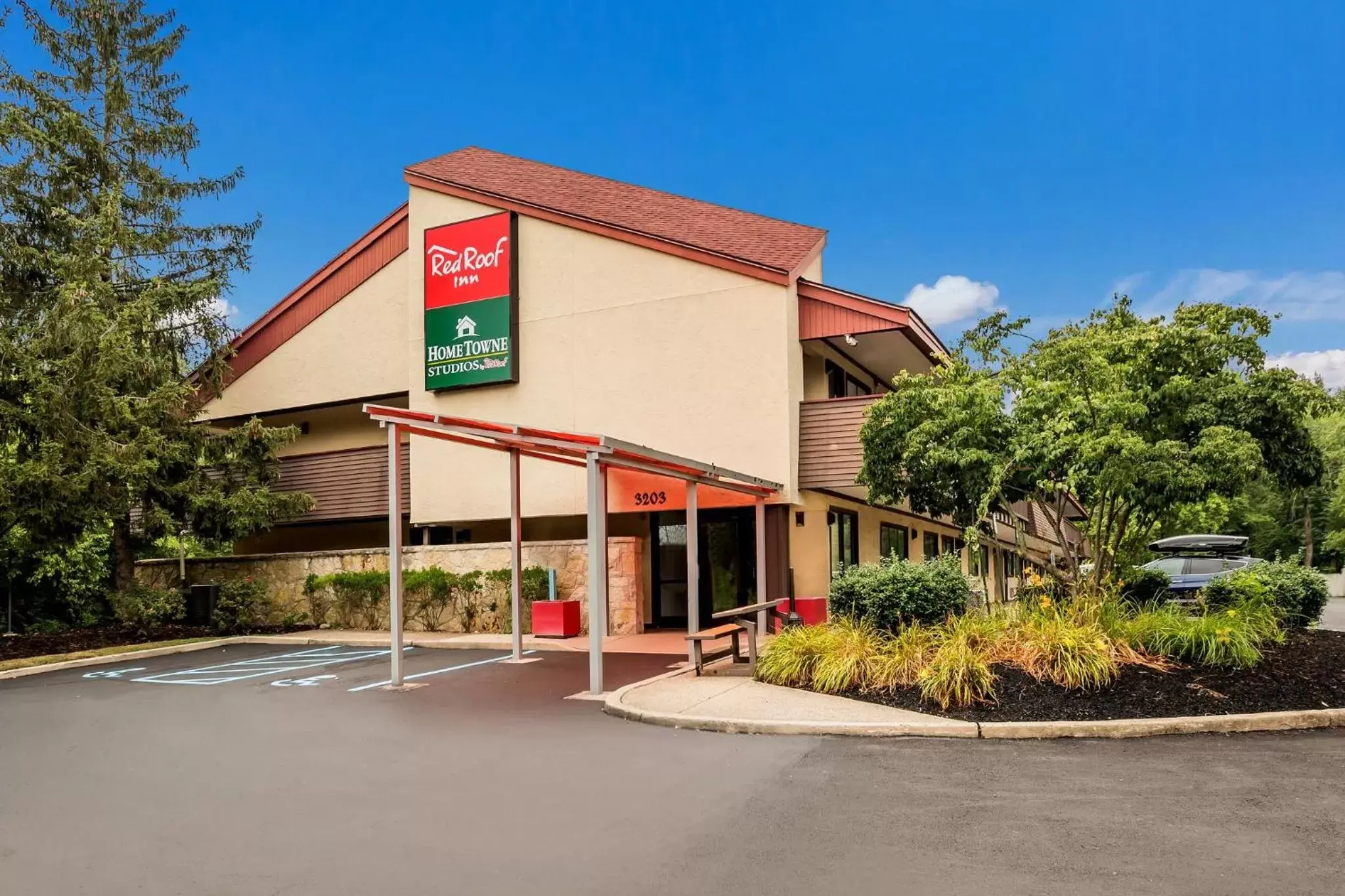 Property Building in Red Roof Inn Princeton - Ewing