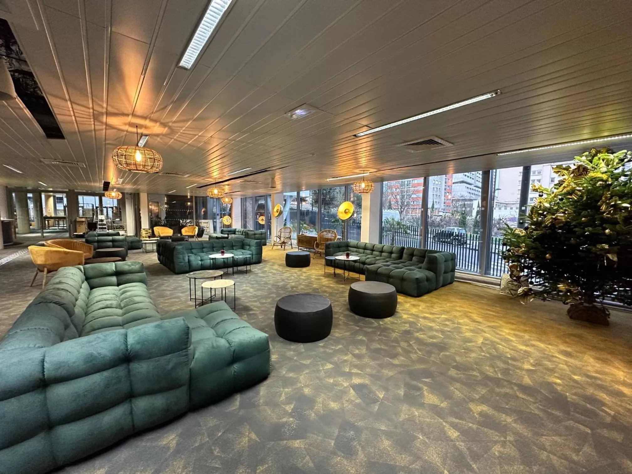 Lobby or reception in Hôtel Lodge In Paris 13