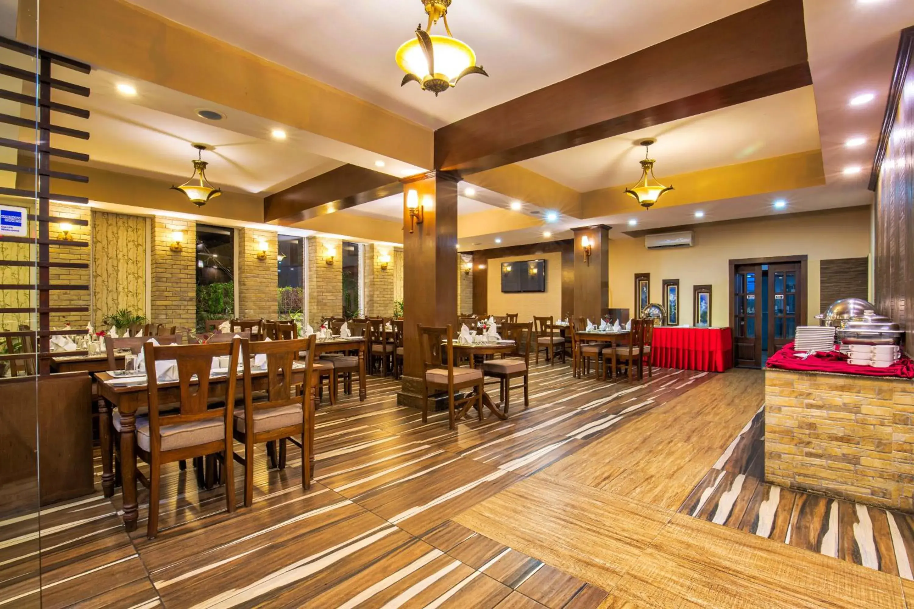 Restaurant/Places to Eat in Da Yatra Courtyard Hotel