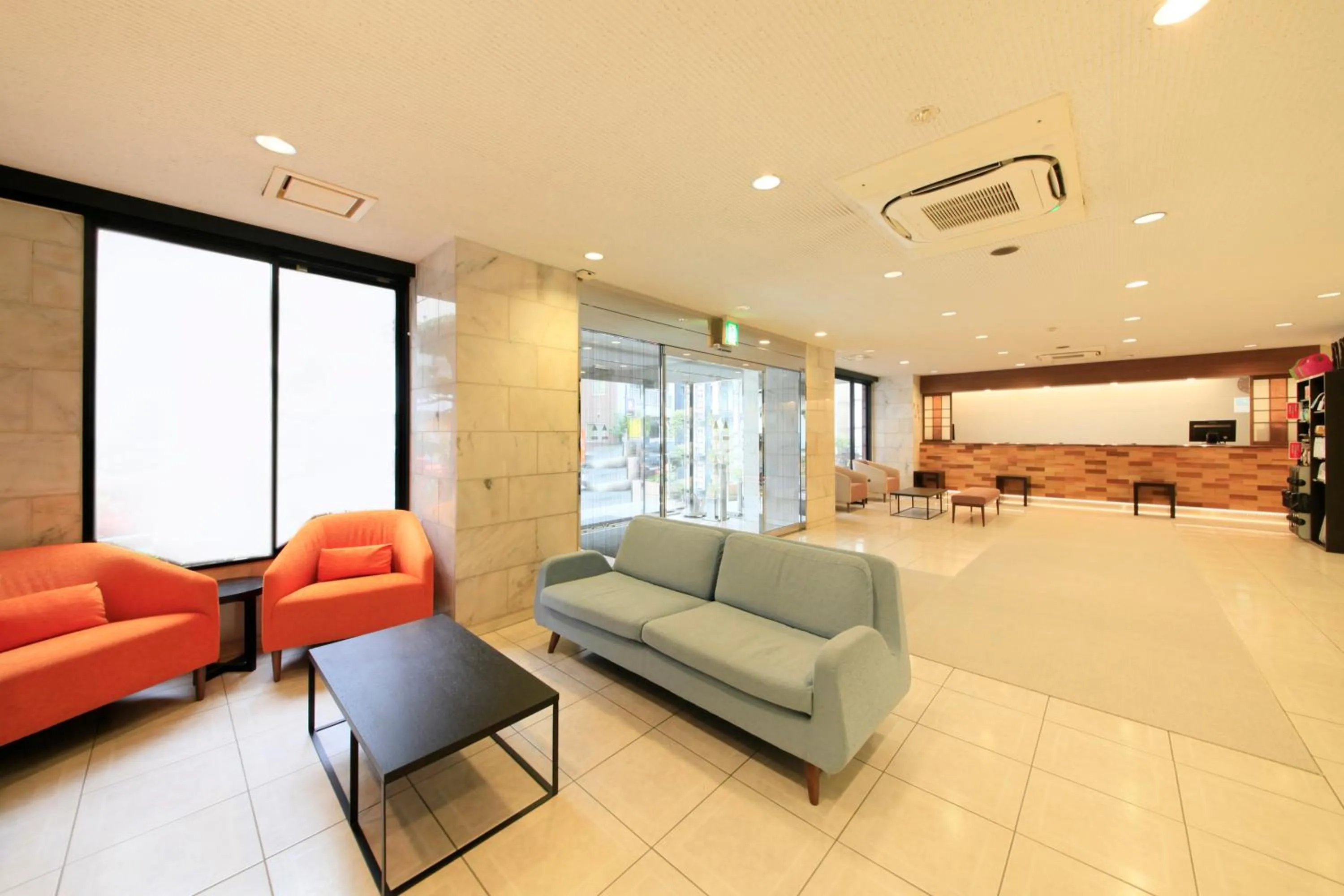 Lobby or reception in Smile Hotel Tokyo Ayase Ekimae
