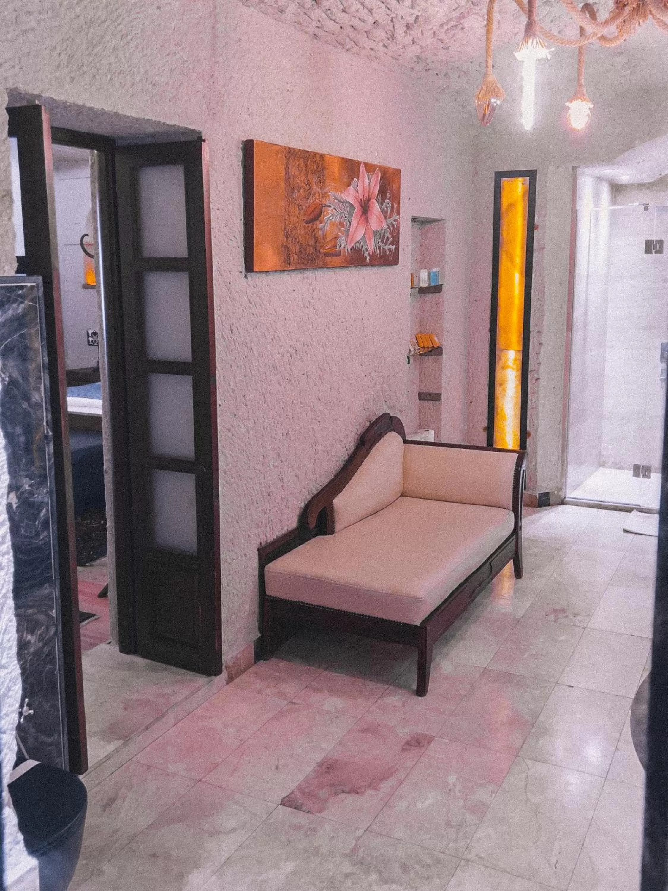 Bathroom, Bed in Local Cave House