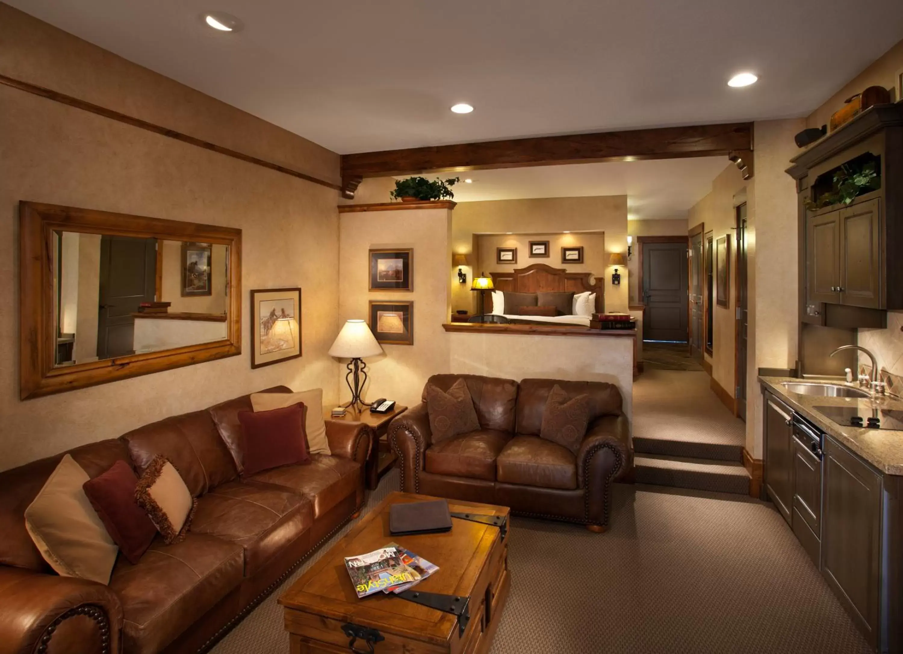 Kitchen or kitchenette, Seating Area in Hotel Park City, Autograph Collection