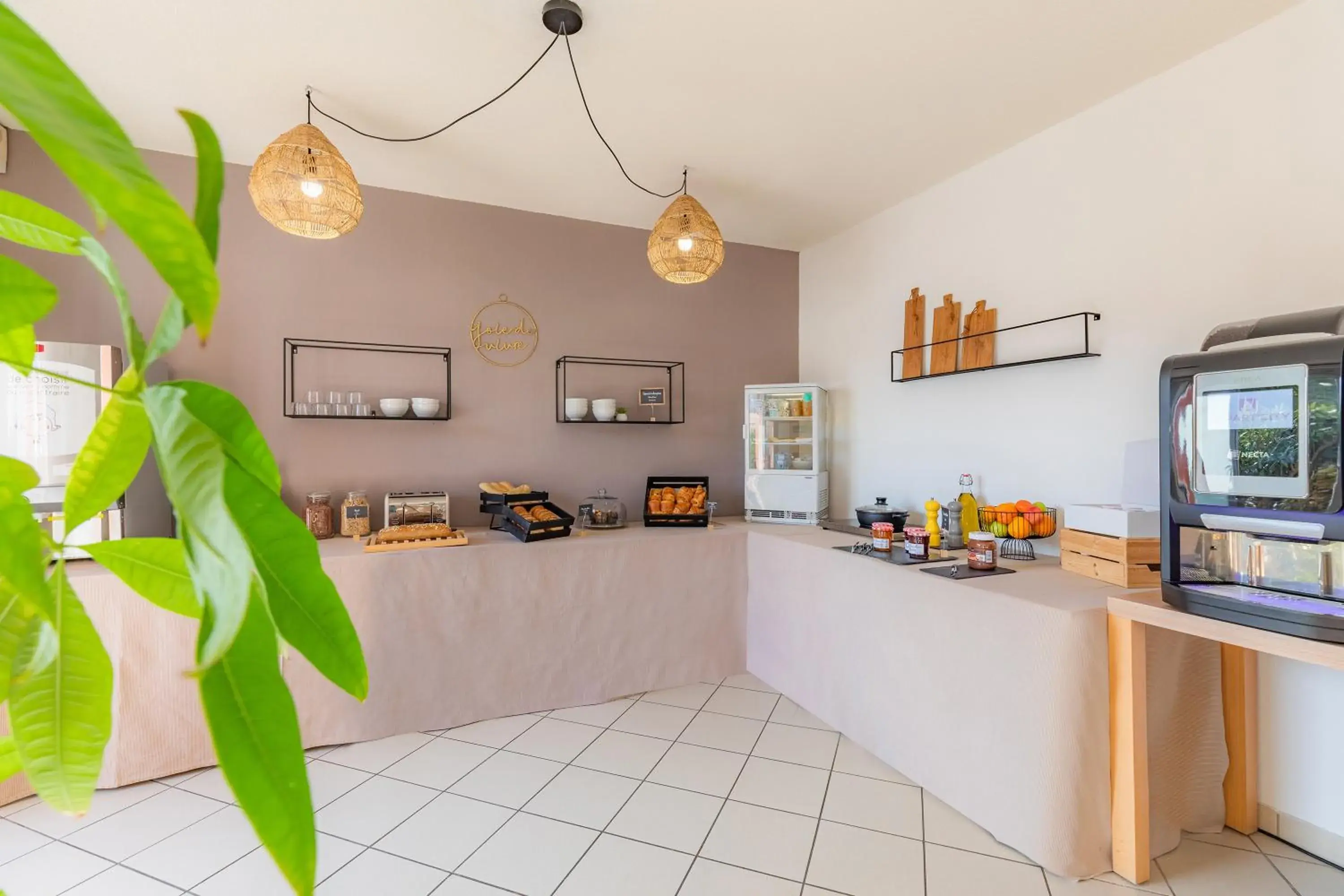 Food, Kitchen/Kitchenette in Appart'City Aix en Provence - La Duranne