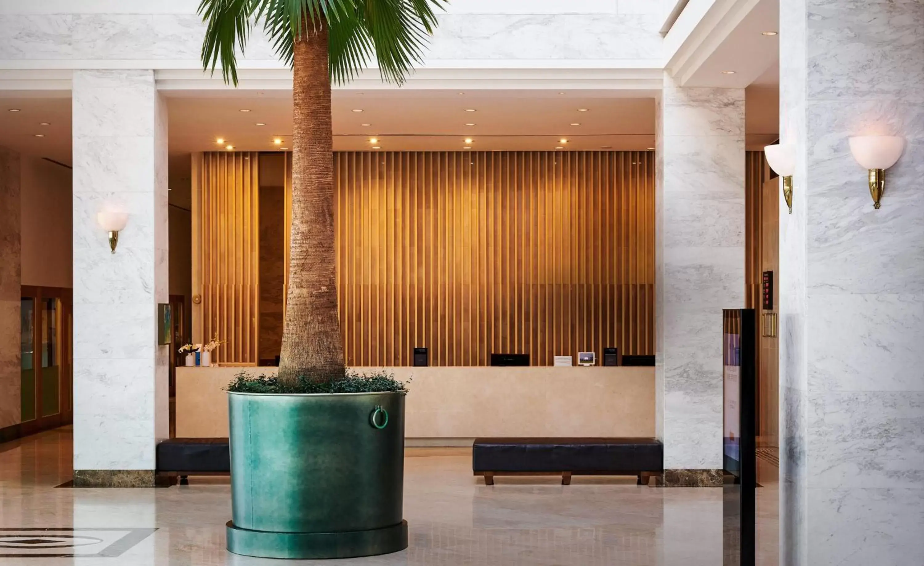 Lobby or reception in Hotel Hyundai by Lahan Mokpo