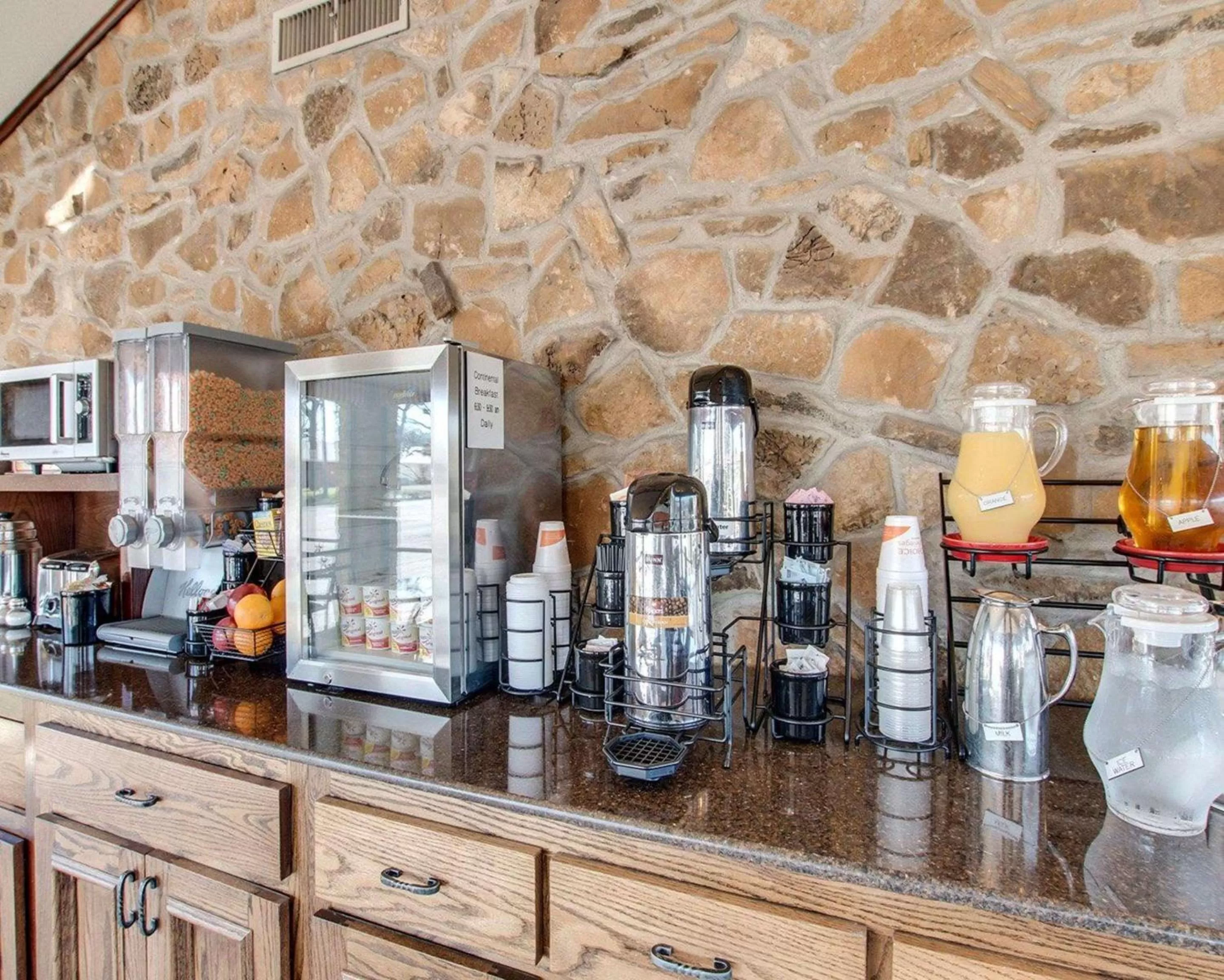 Restaurant/places to eat in Days Inn by Wyndham Gatesville