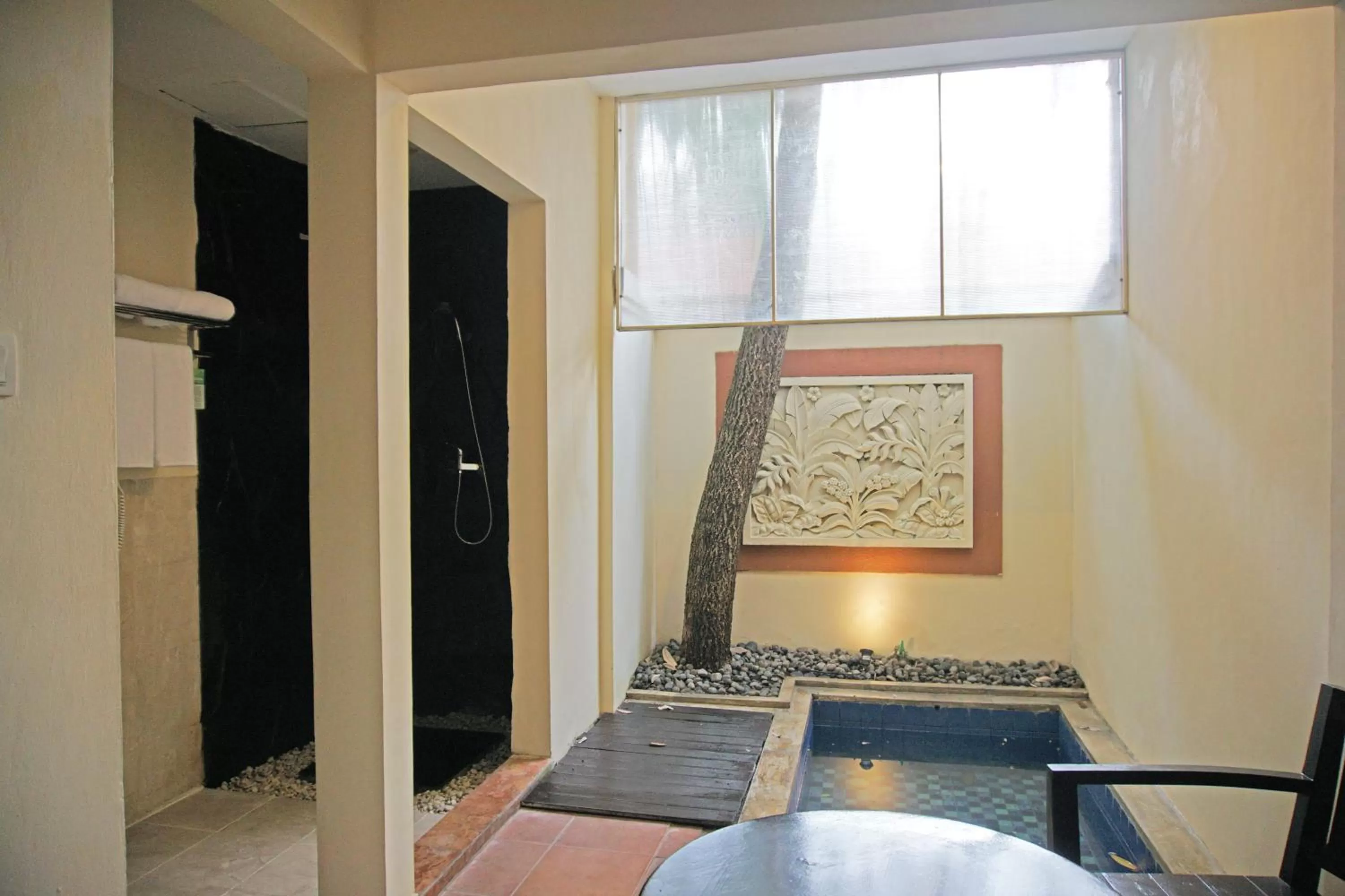 Swimming pool in Best Western Kuta Villa