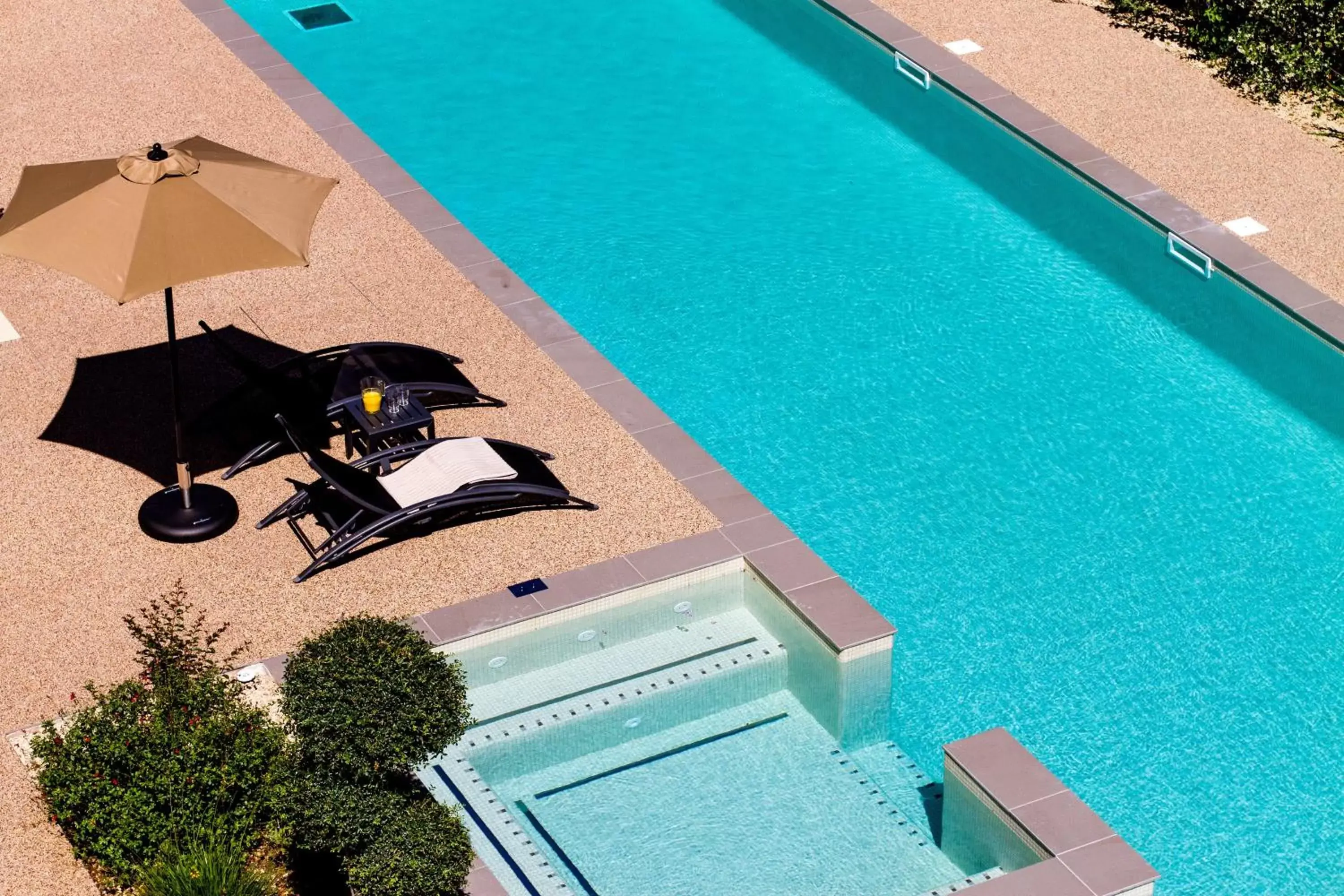 Swimming pool, Pool View in Forme-hotel & Spa Montpellier Sud-Est - Parc Expositions - Arena