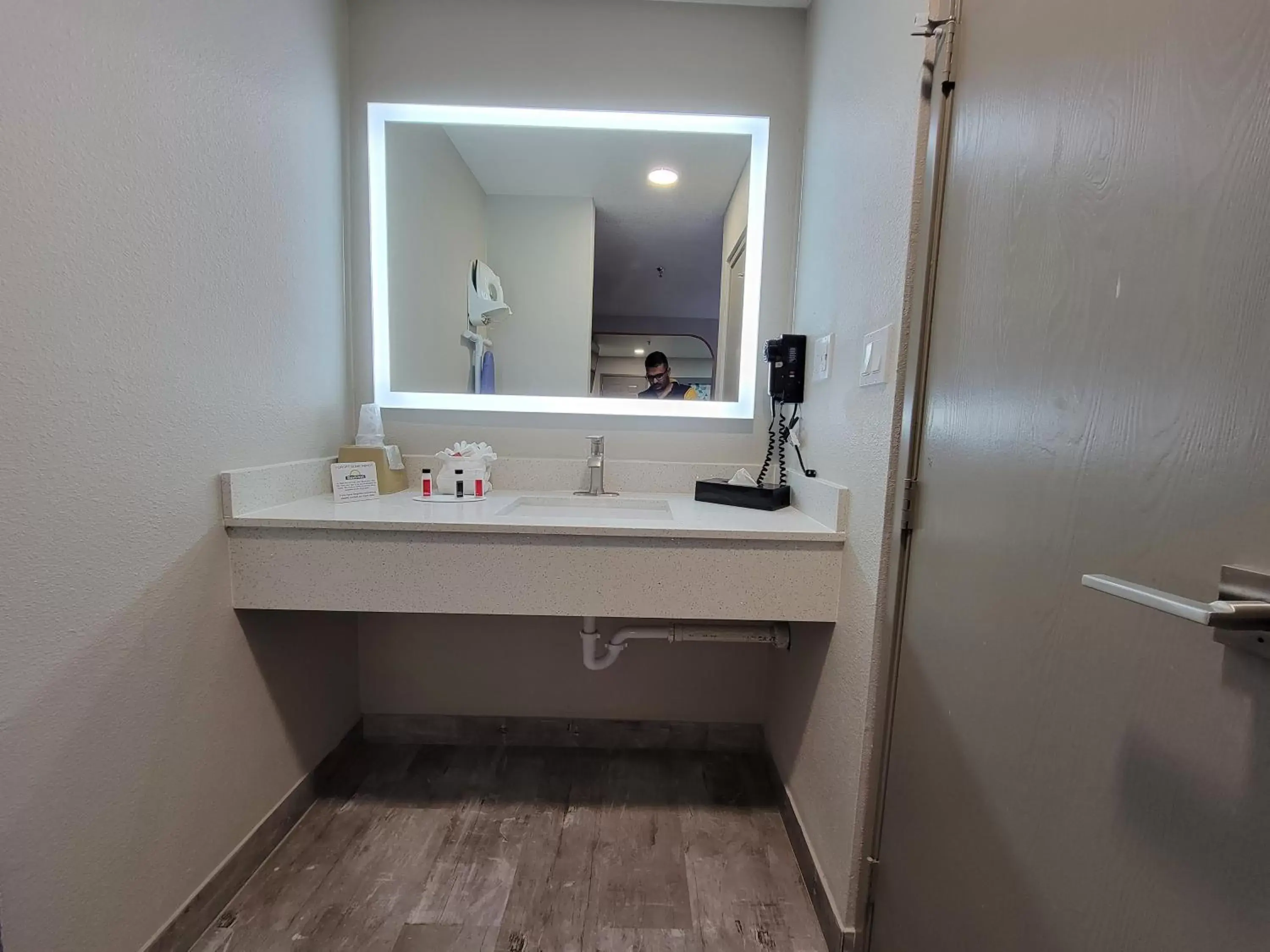 Bathroom in Days Inn by Wyndham Ruidoso Downs