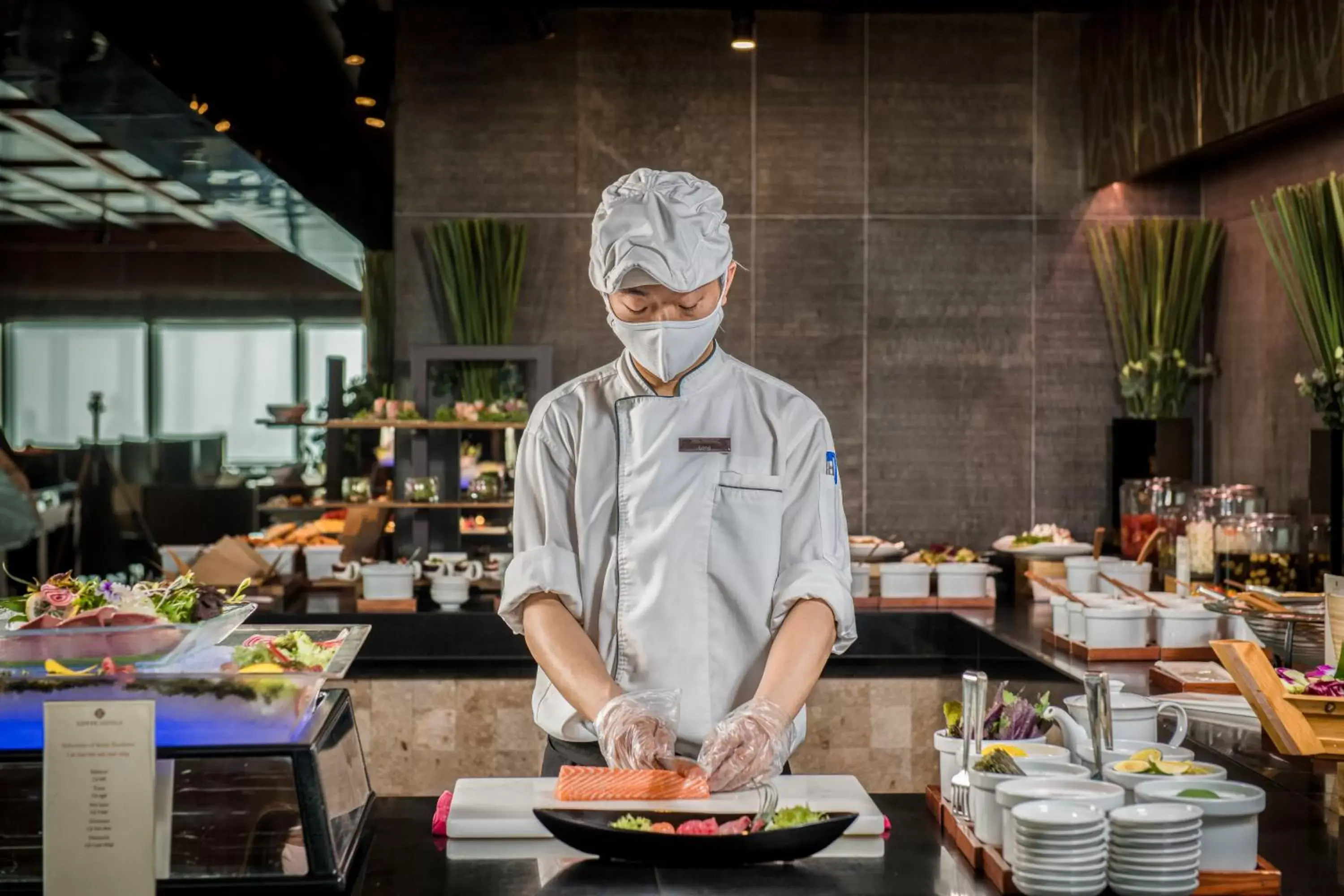 Staff, Restaurant/Places to Eat in Lotte Hotel Hanoi