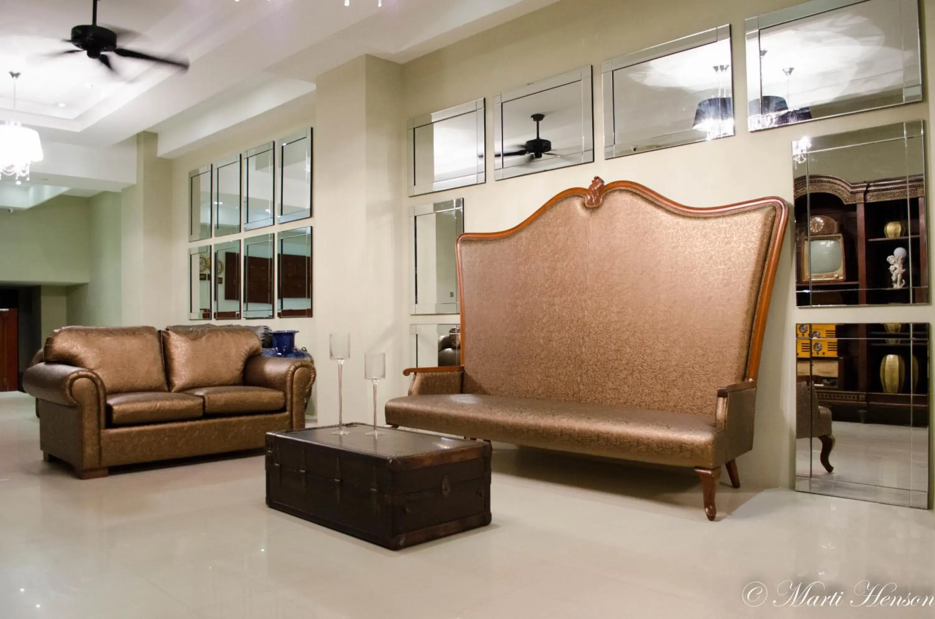 Lobby or reception, Seating Area in Ritz Hotel Angeles