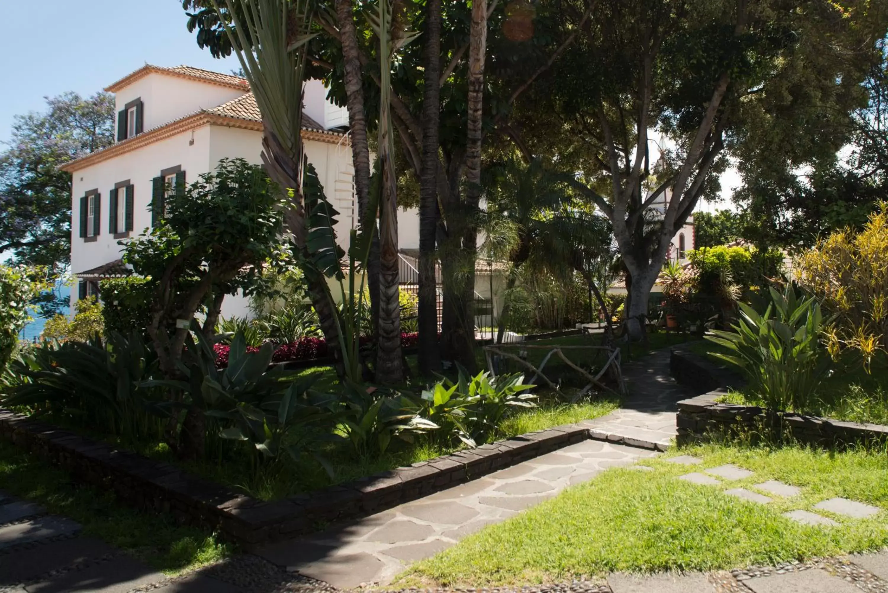 Garden, Property Building in Quinta Da Penha De Franca