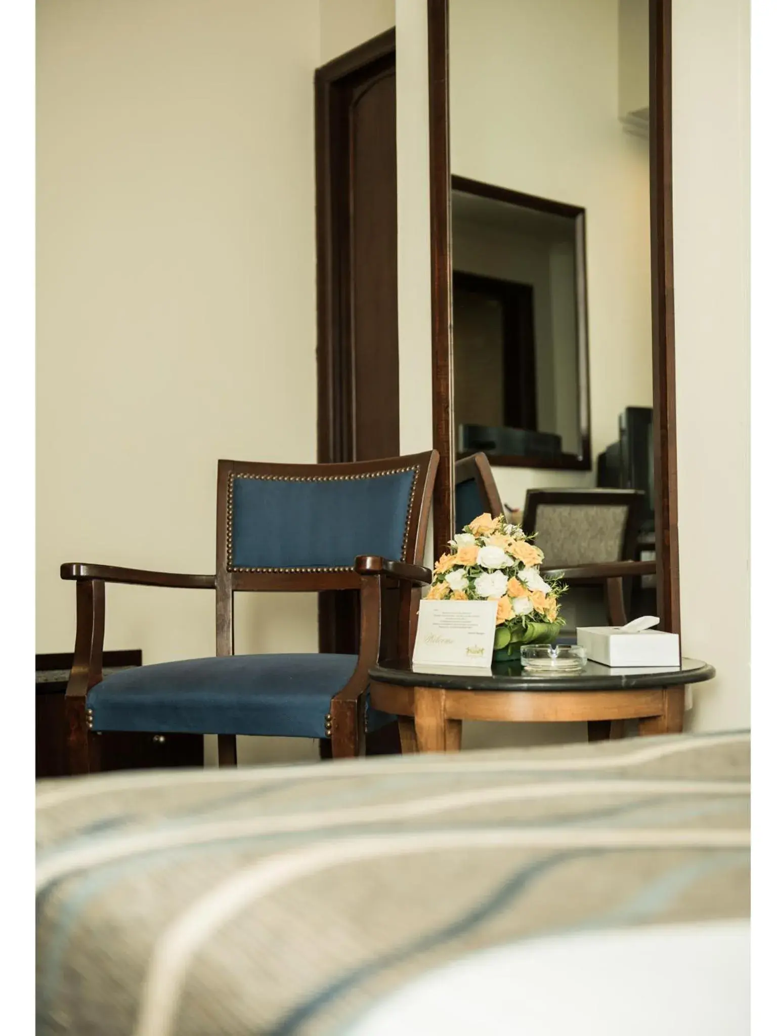 Bedroom, Patio/Outdoor Area in Cherry Maryski Hotel