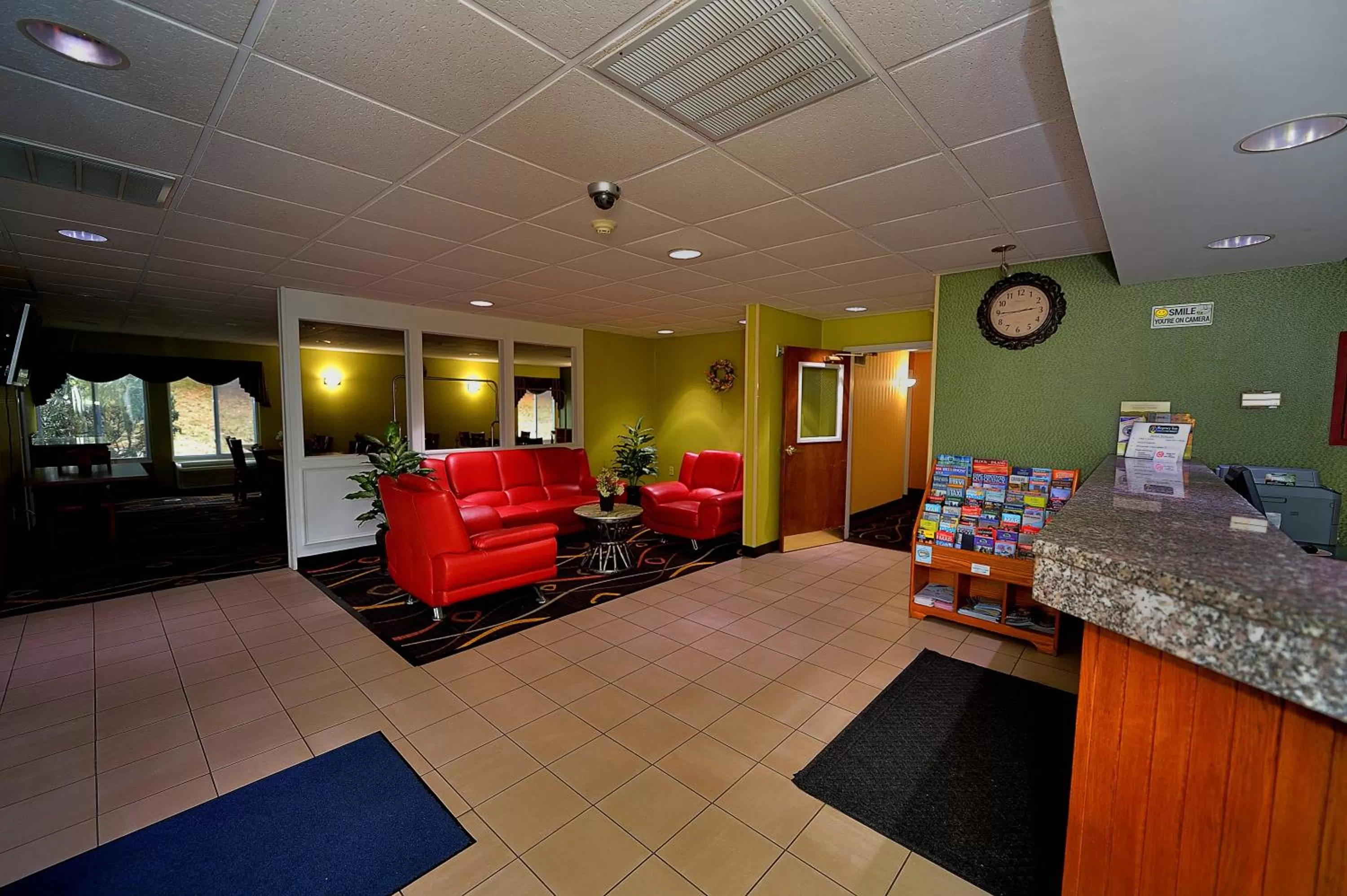 Lobby or reception in Baymont by Wyndham North Dartmouth Fall River