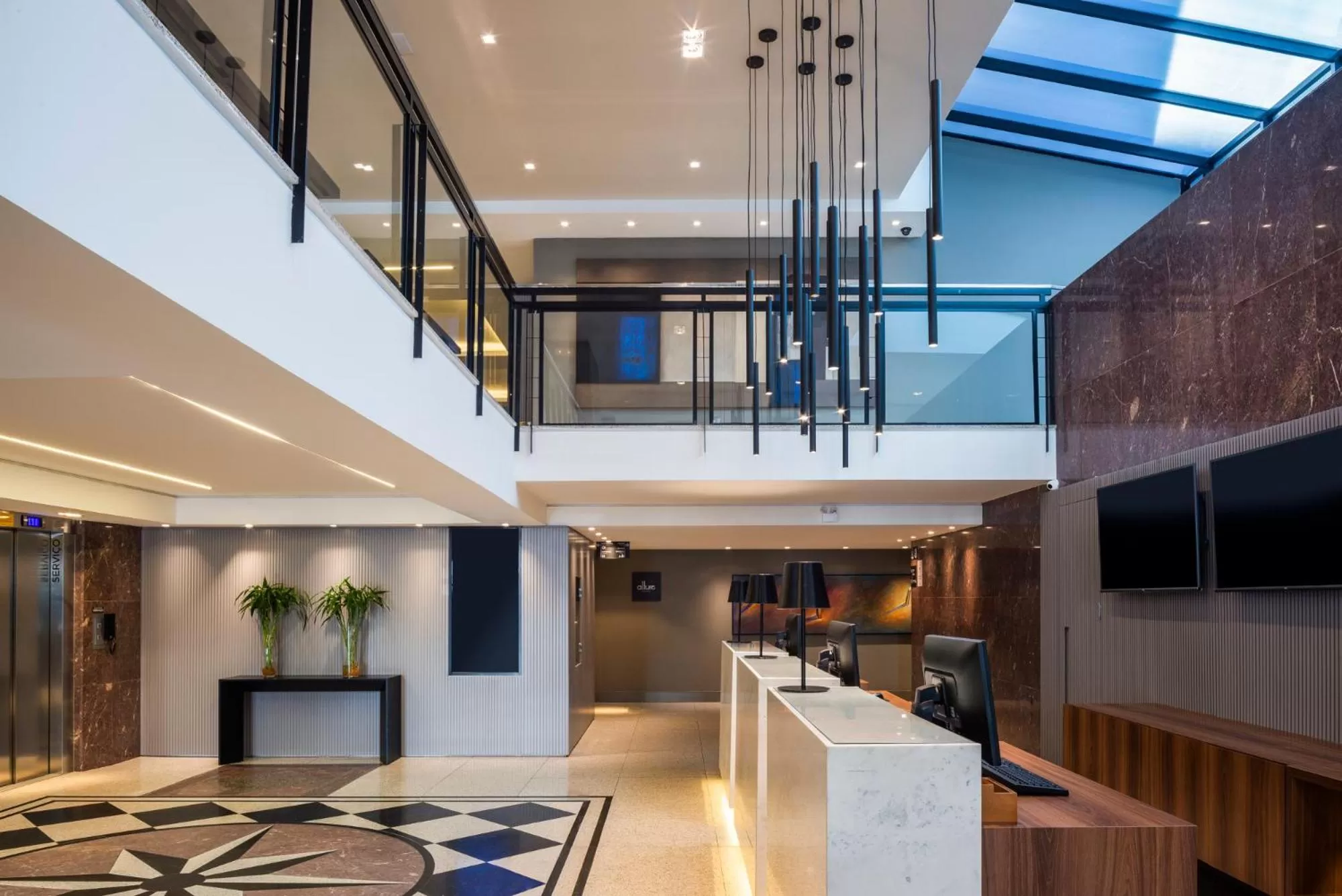 Lobby or reception in Mercure Curitiba Batel