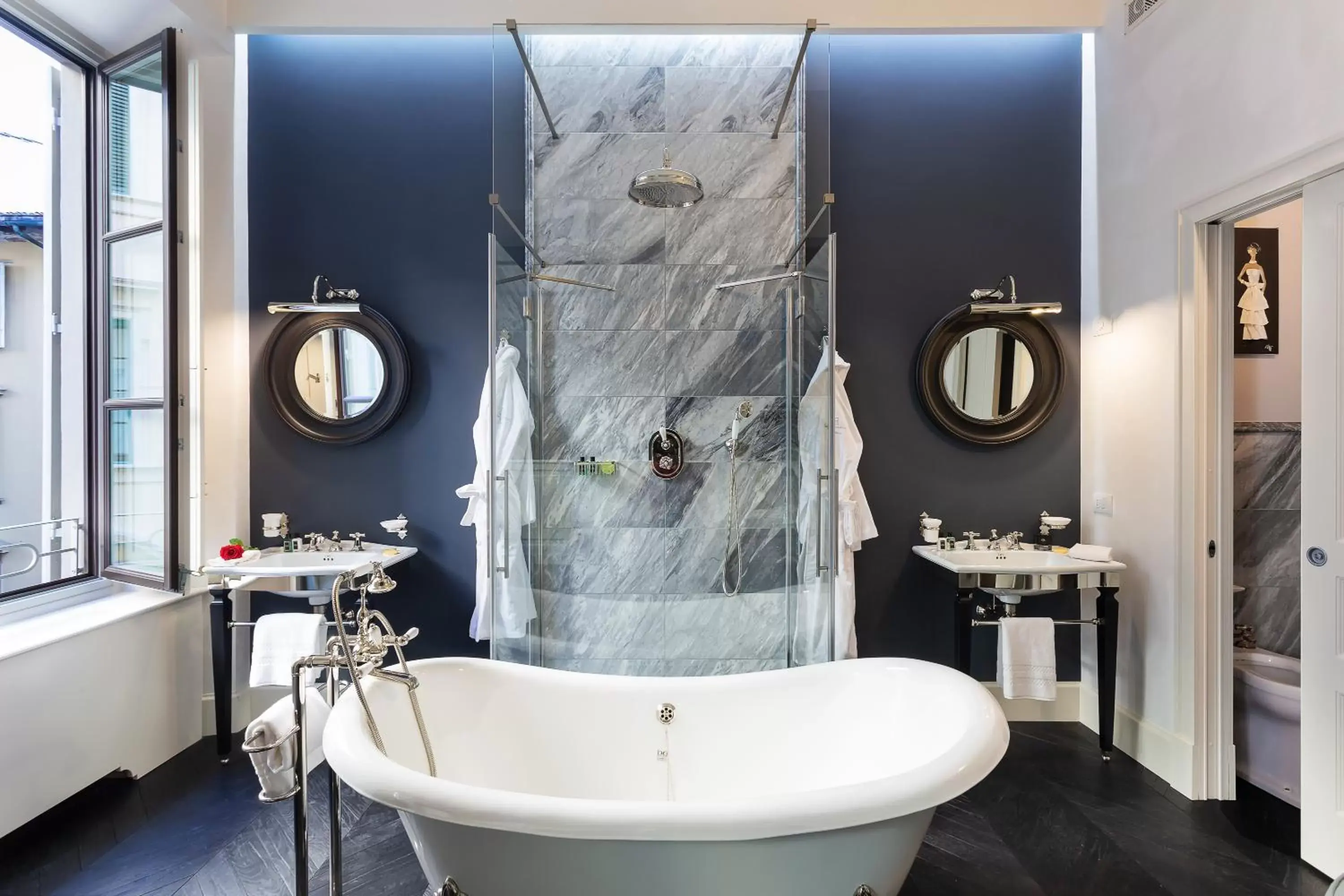 Bedroom, Bathroom in Corte Calzaiuoli Elegant Suites