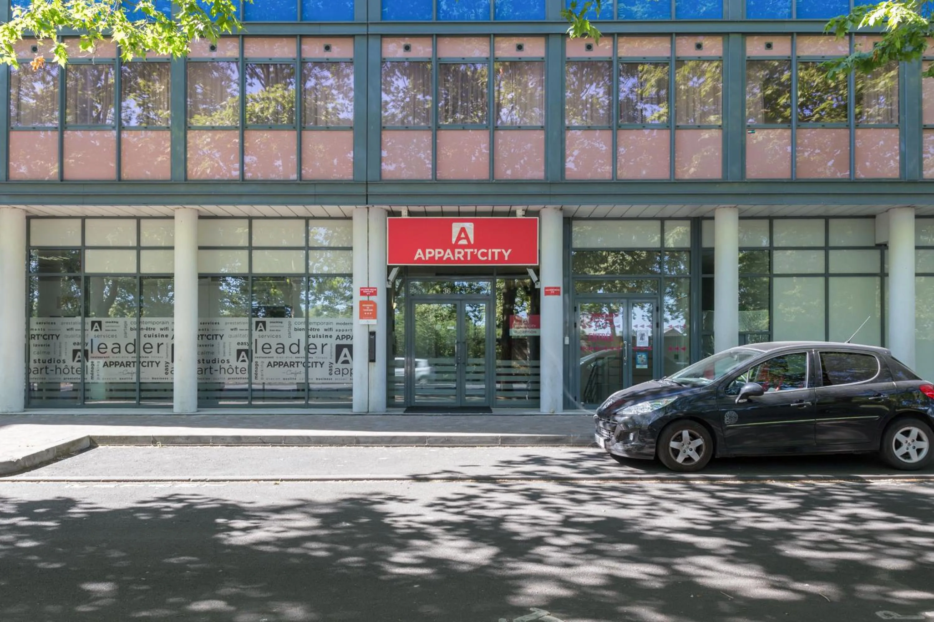 Facade/entrance in Appart'City Classic Bordeaux Centre