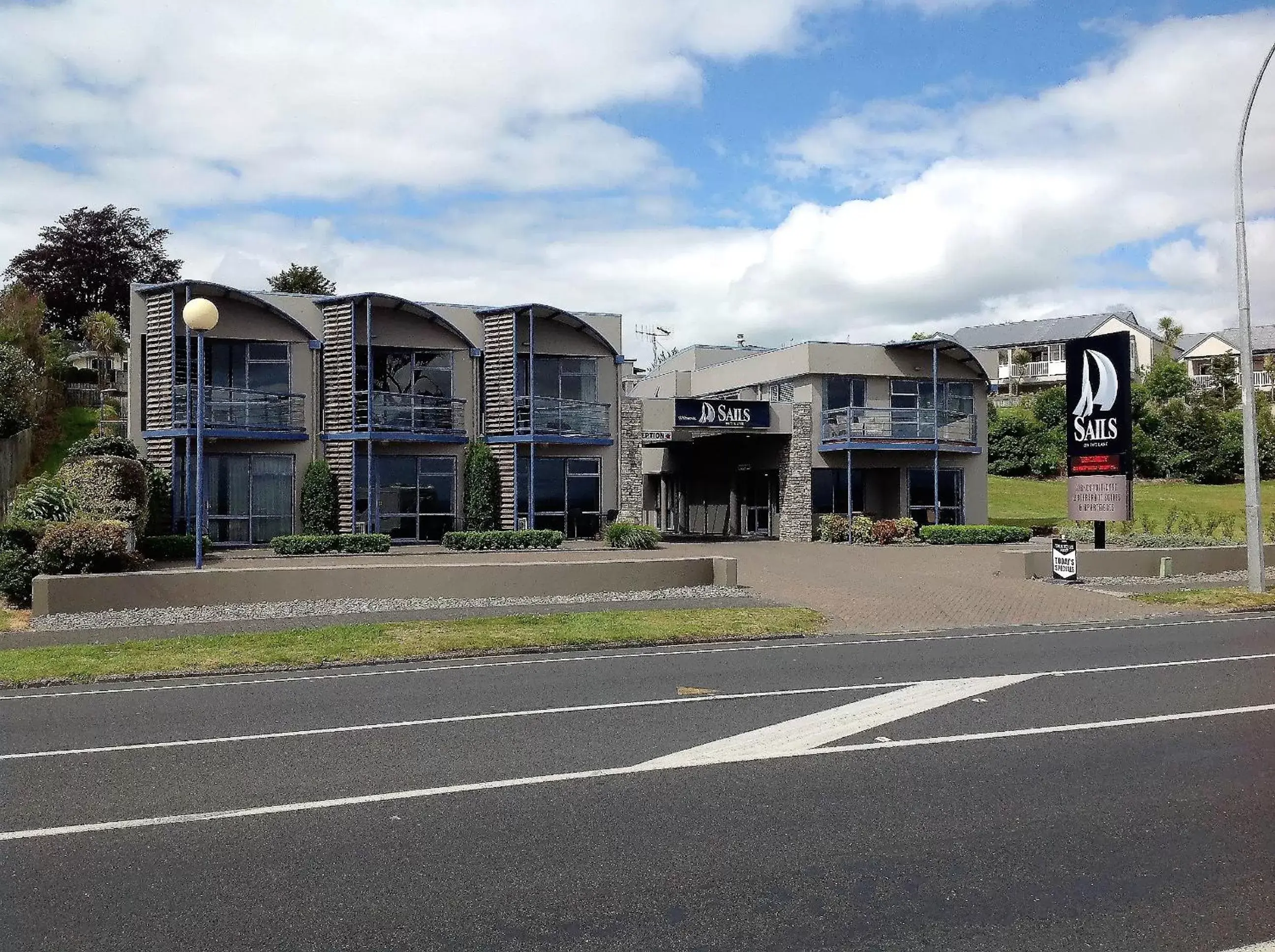 Property Building in Sails on the Lake