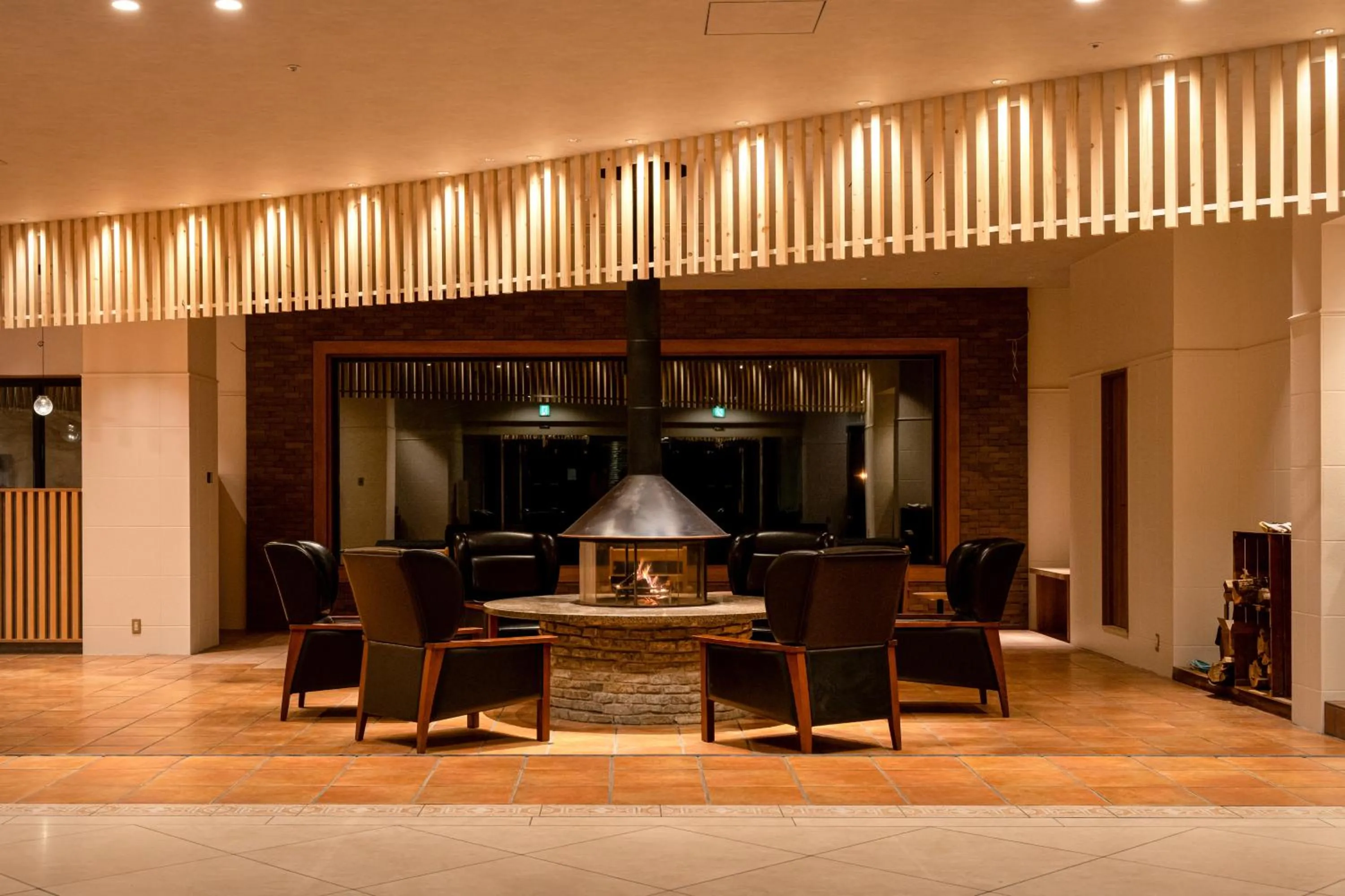 Communal lounge/ TV room in Higashikawa Asahidake Onsen Hotel Bear Monte