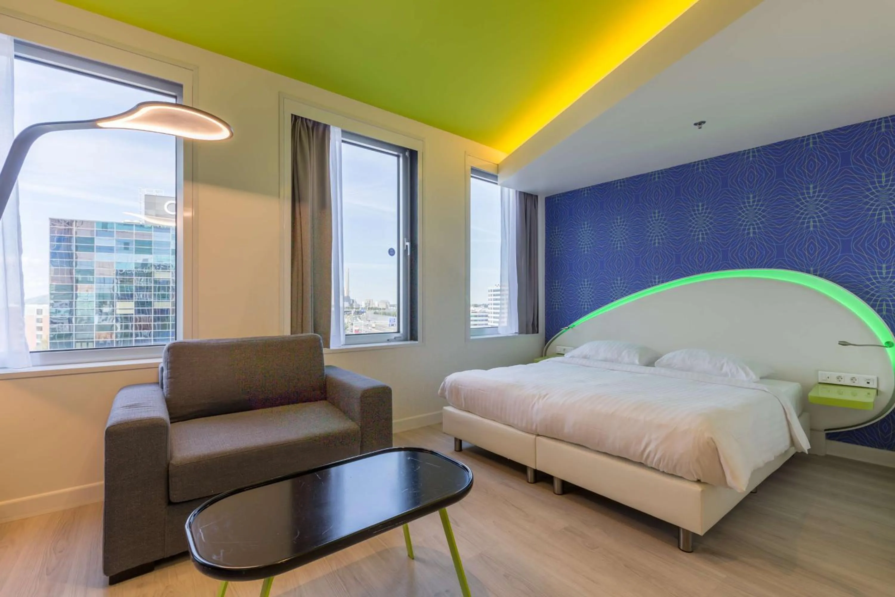 Photo of the whole room, Bed in Park Inn by Radisson Amsterdam City West