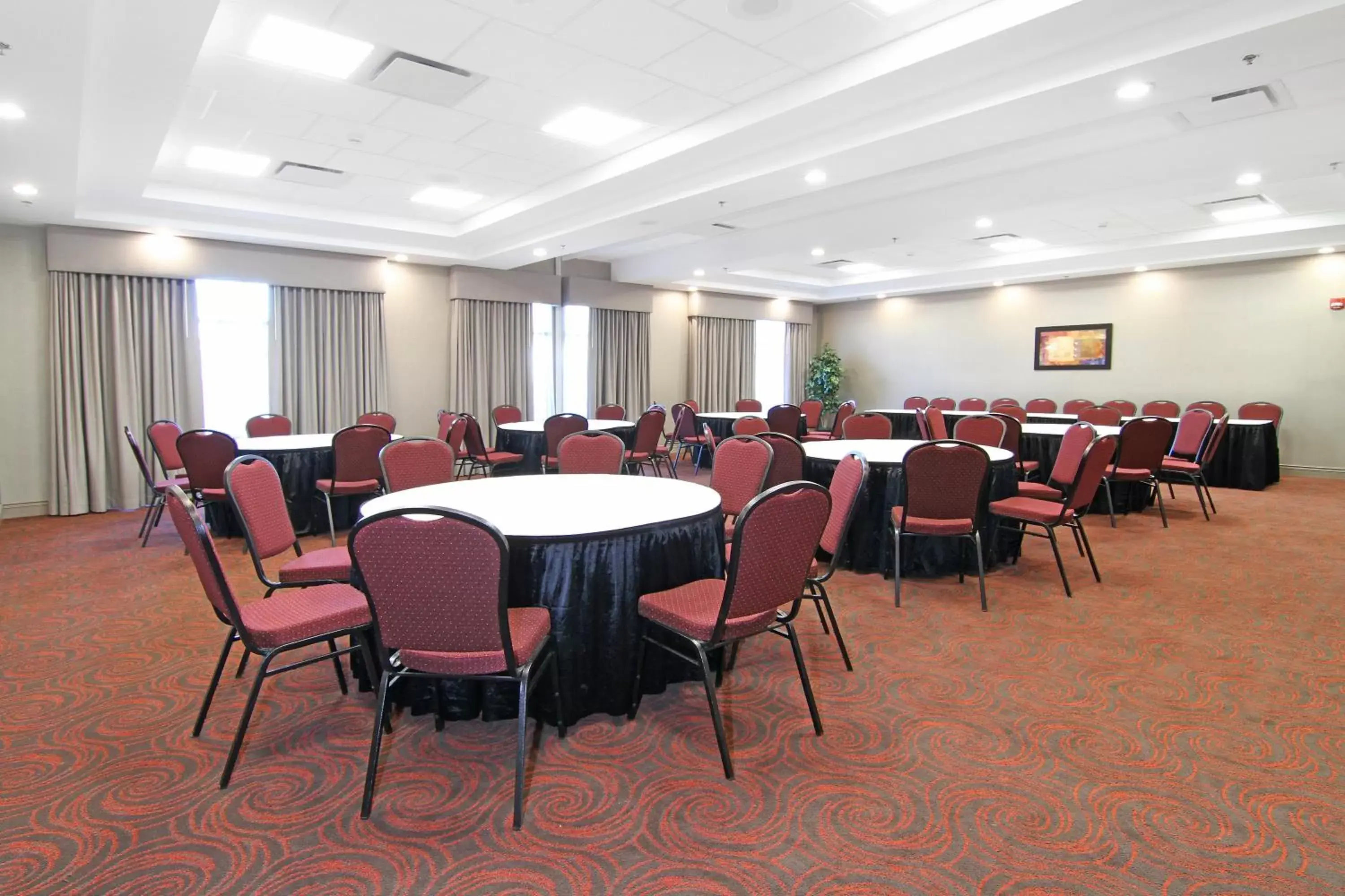 Meeting/conference room in Holiday Inn Express and Suites Calgary University, an IHG Hotel