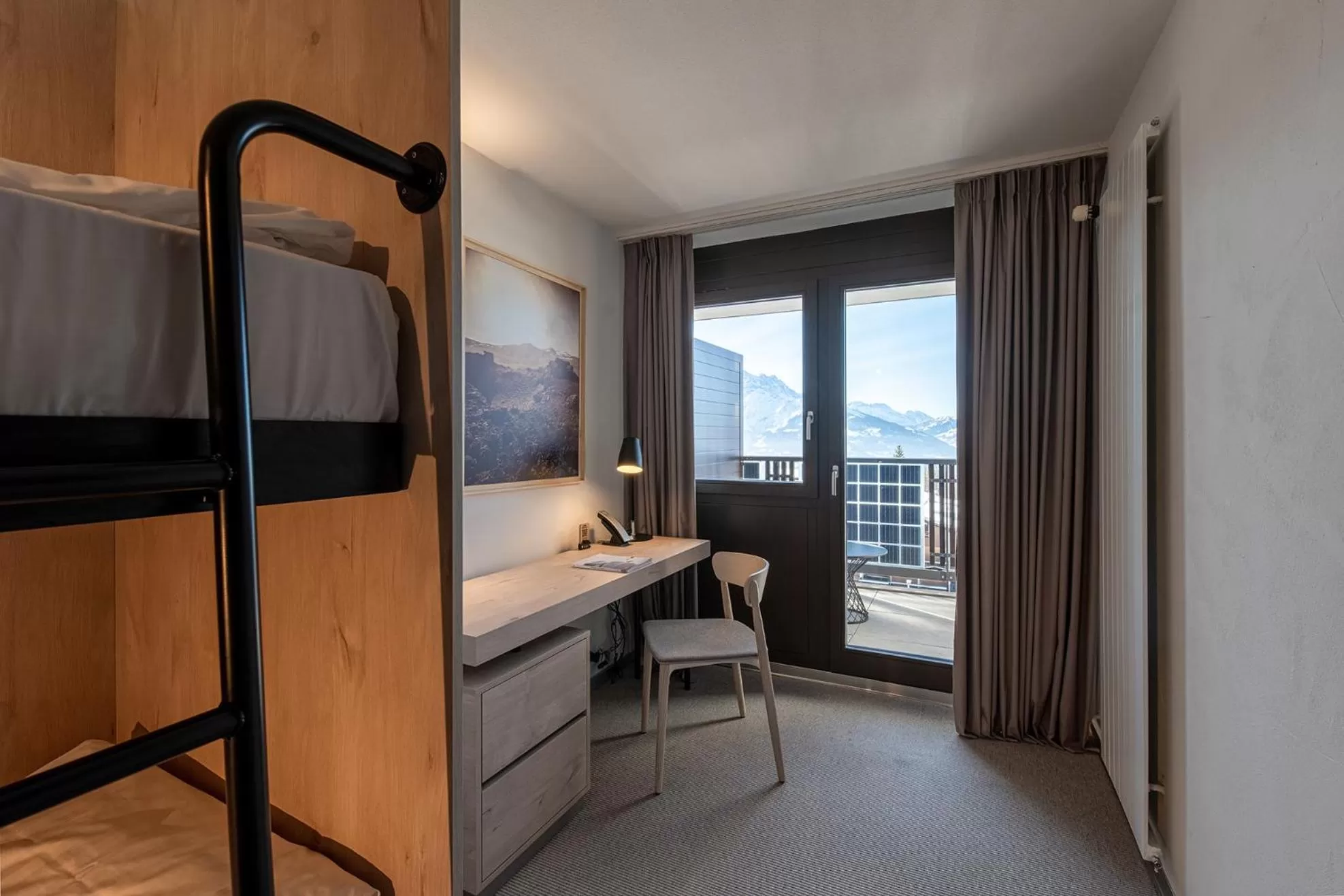 Seating area, Bed in Victoria Hotel & Residence