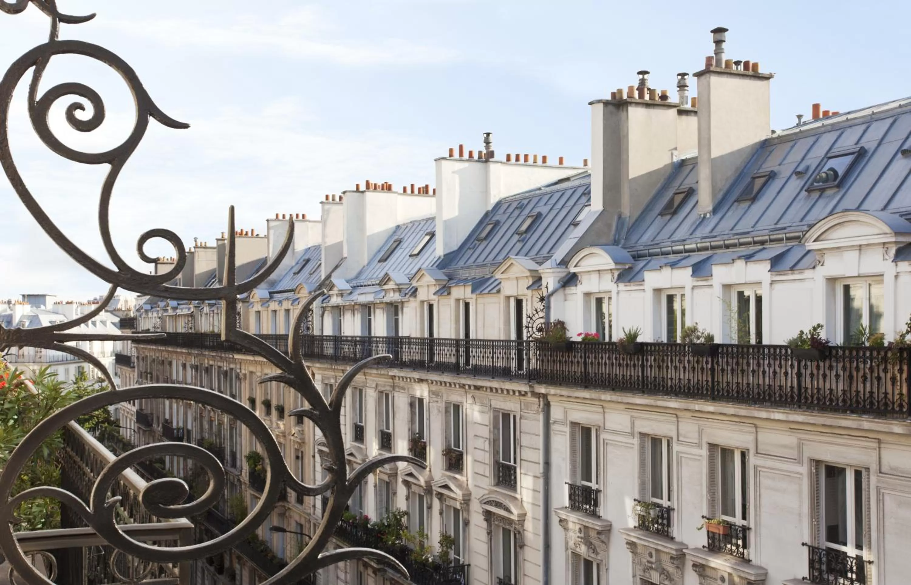 Facade/entrance in Hôtel Mayflower Opera