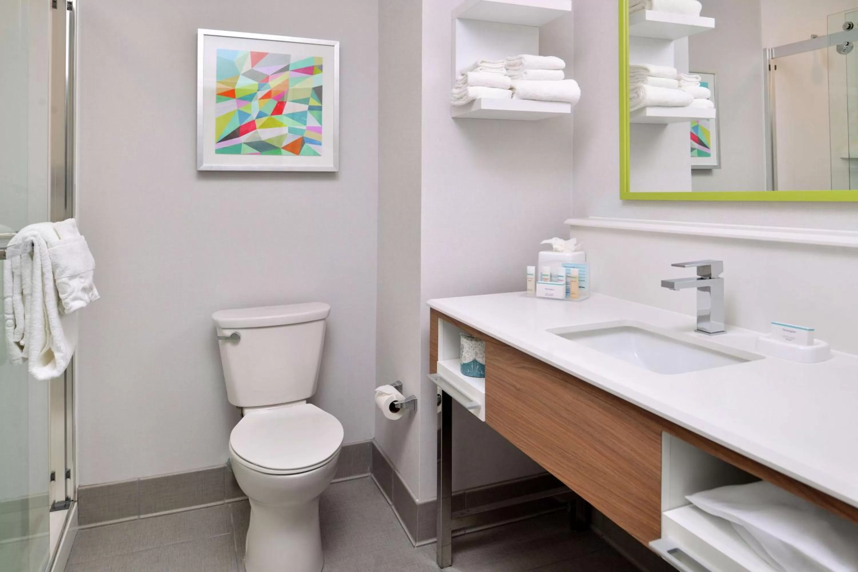 Bathroom in Hampton Inn Tampa Downtown Channel District