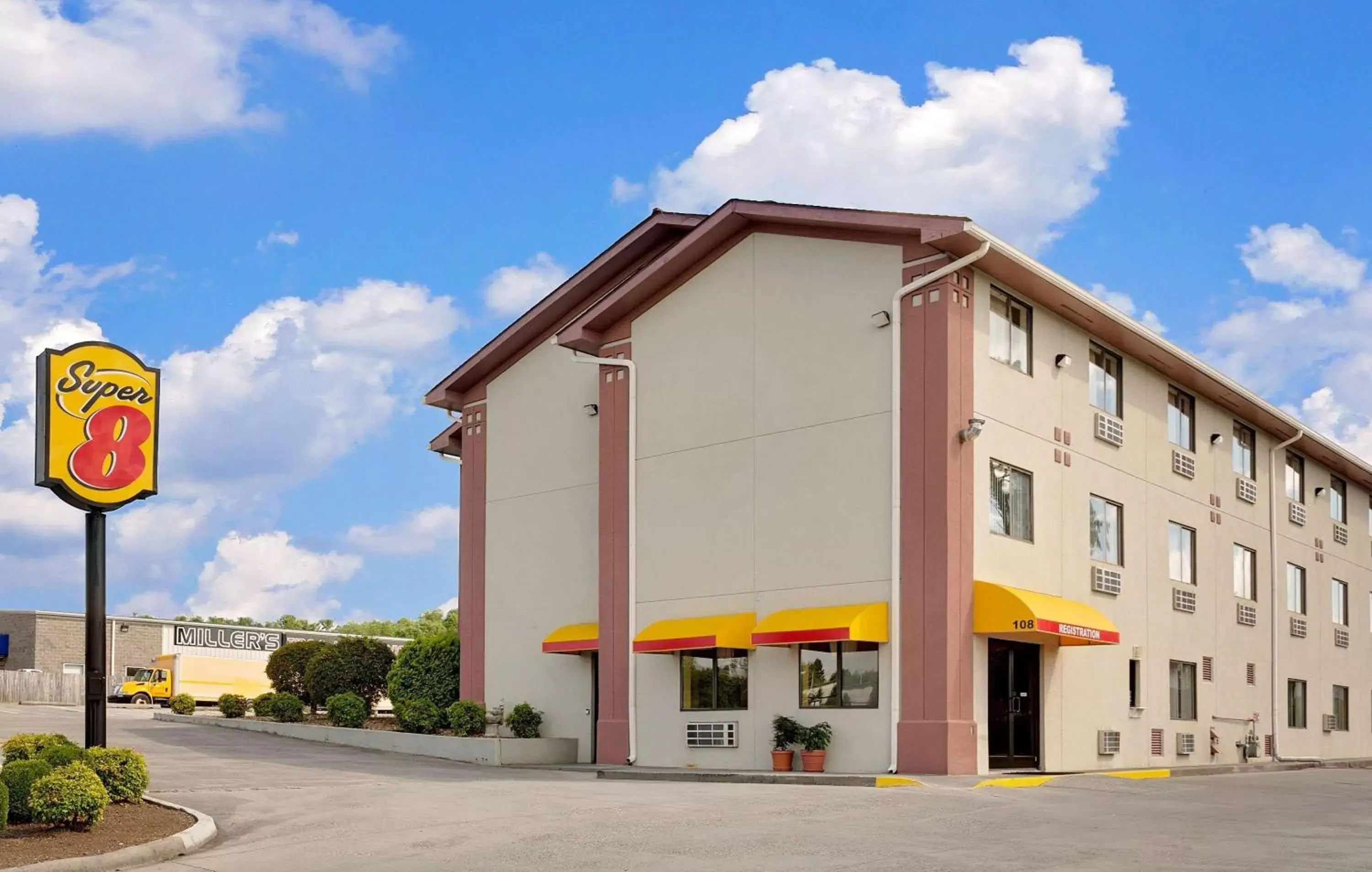 Property Building in Super 8 by Wyndham Johnson City