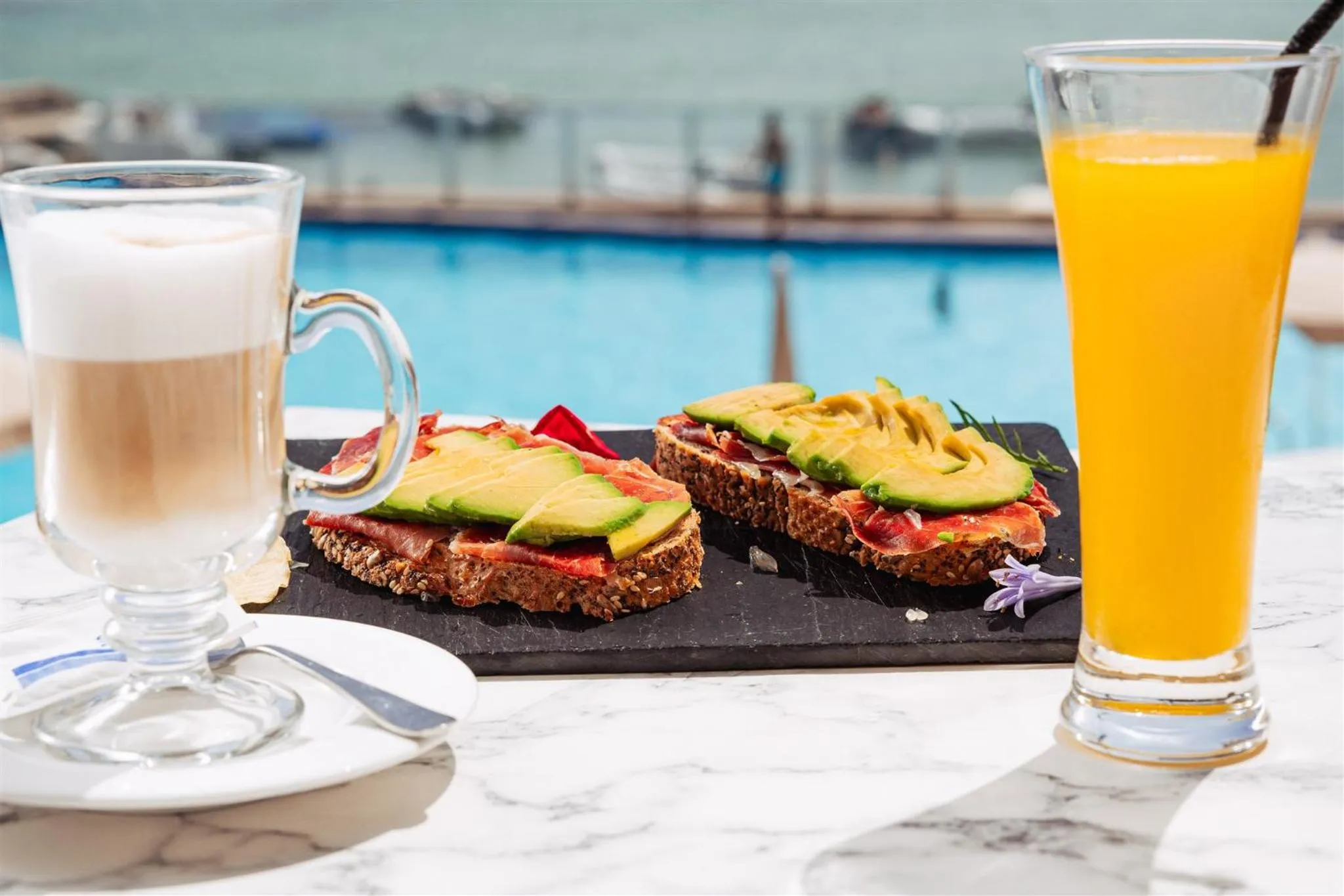 Food and drinks in Hotel Simbad Ibiza