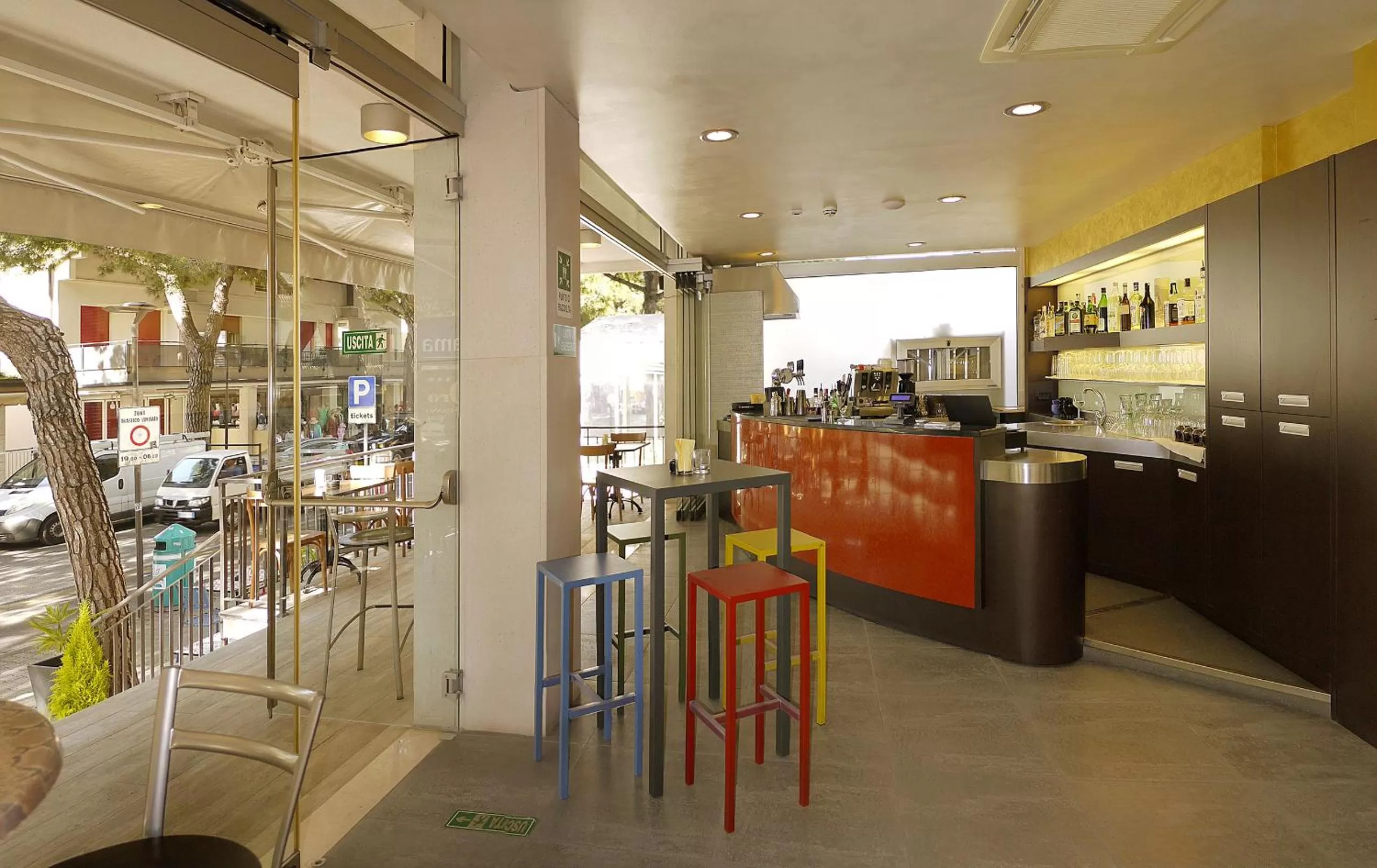 Restaurant/places to eat in Hotel Panorama