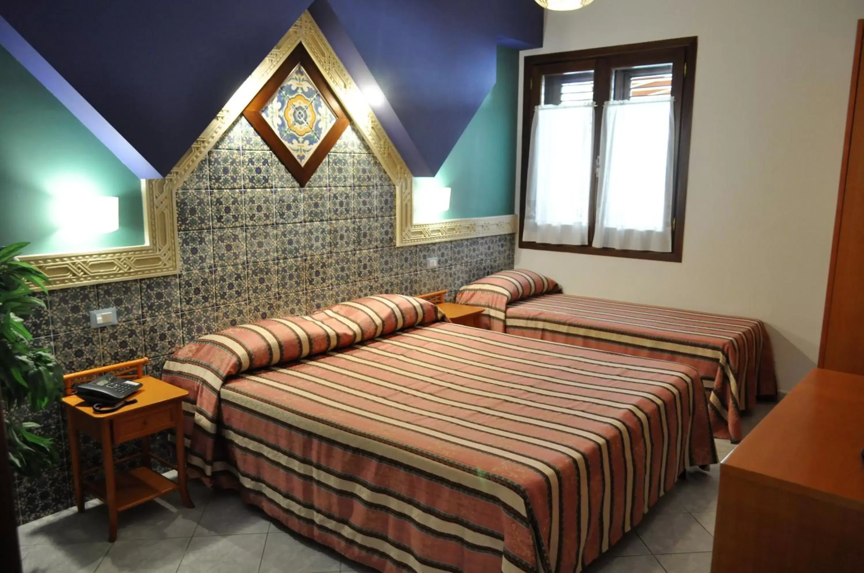 Photo of the whole room, Bed in Al-Tair