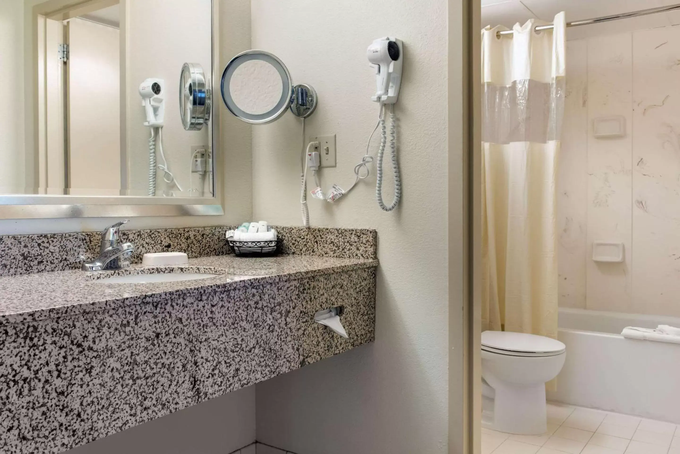 Photo of the whole room, Bathroom in Quality Hotel Conference Center Cincinnati Blue Ash