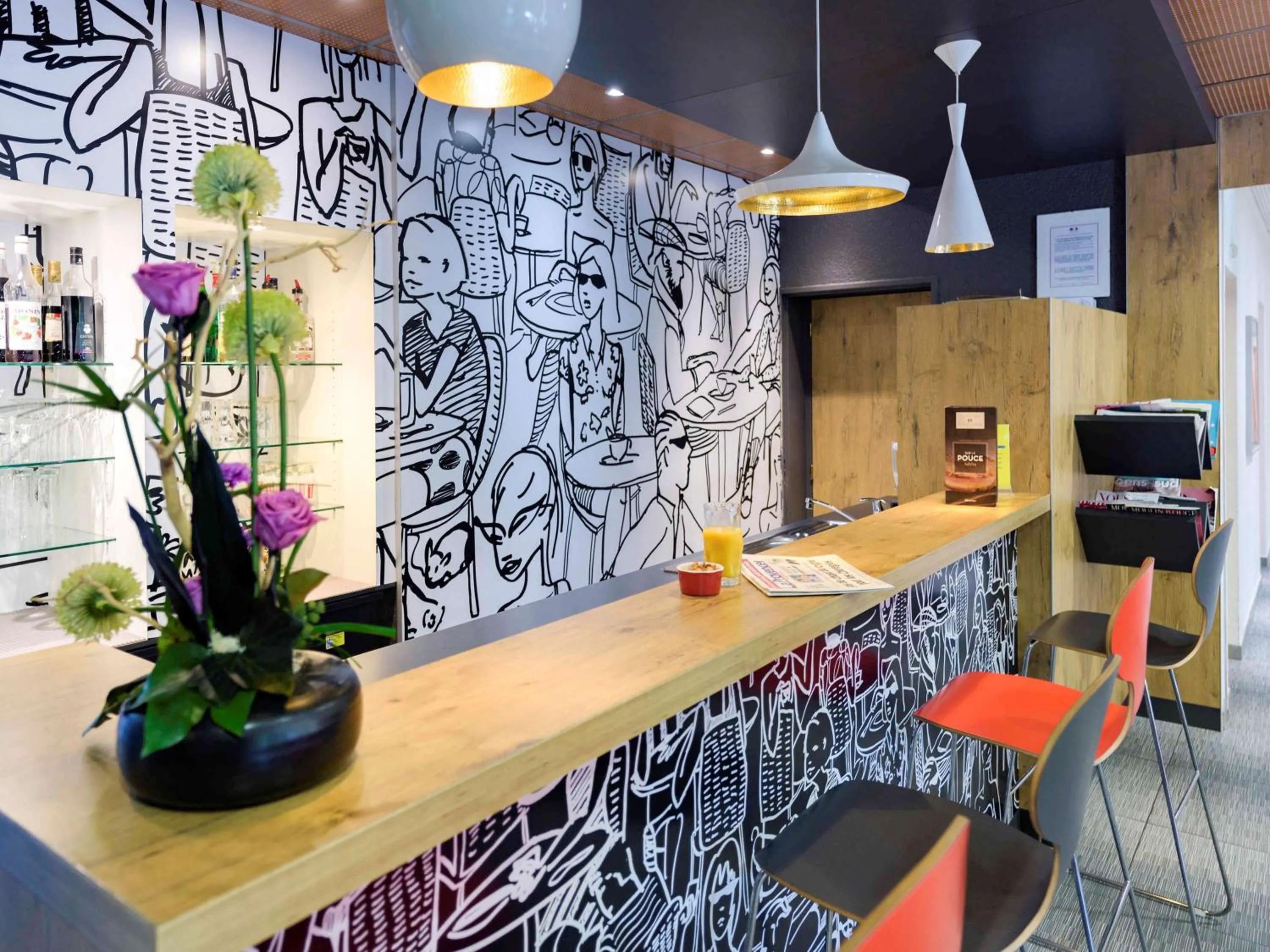 Lounge or bar in ibis Avignon Centre Pont De L'Europe