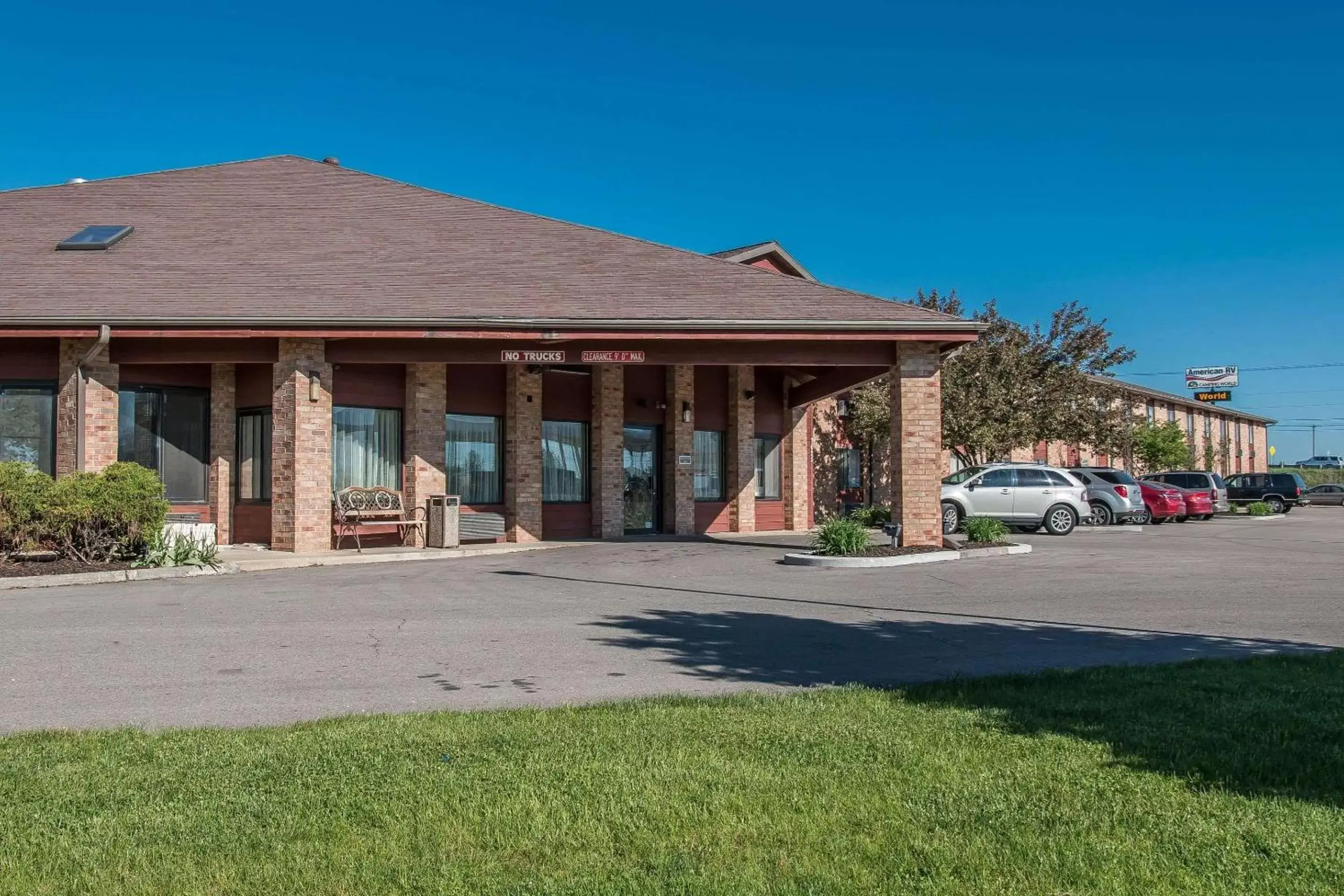 Property Building in Quality Inn Grand Rapids South-Byron Center