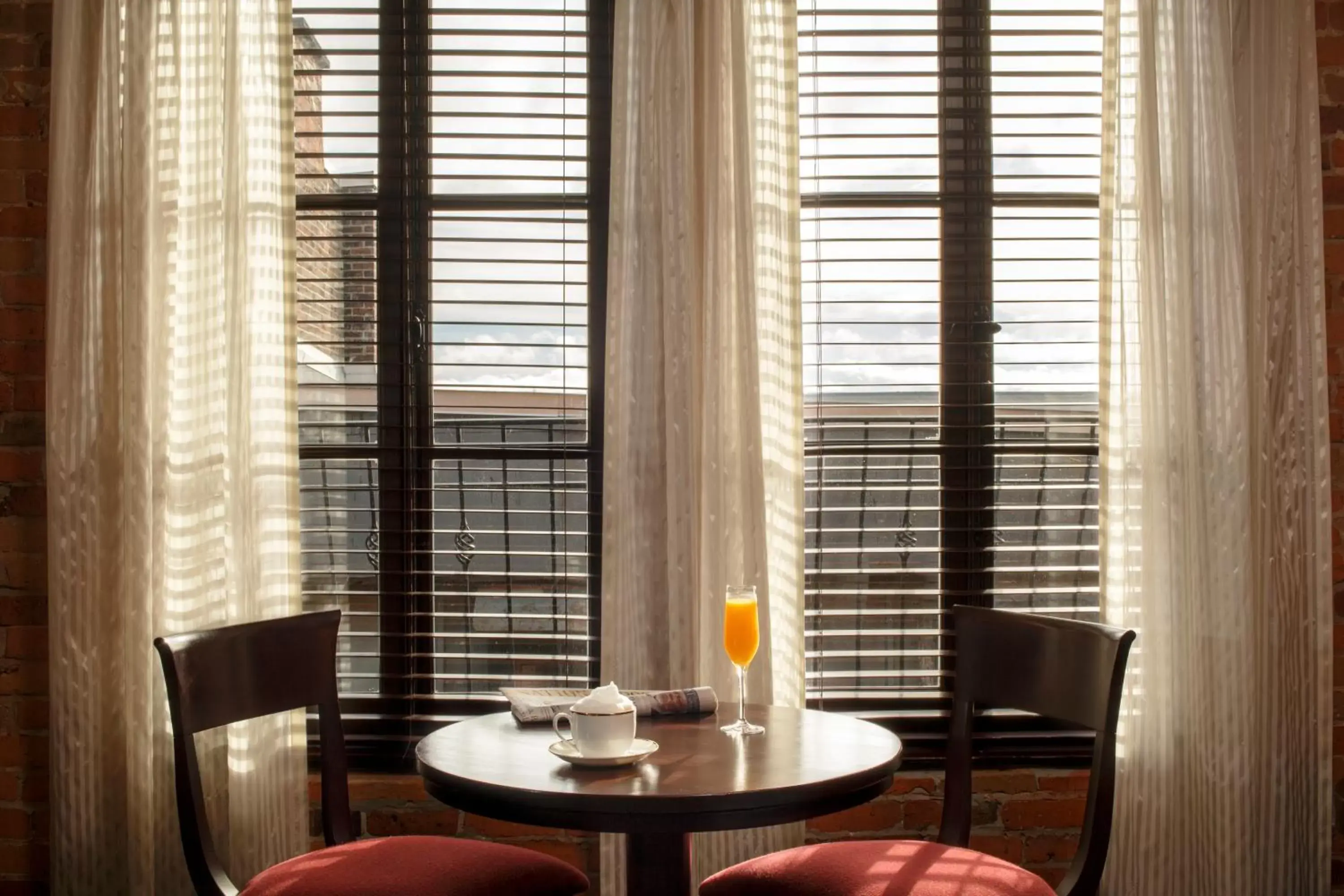 Seating area in Hotel Nelligan