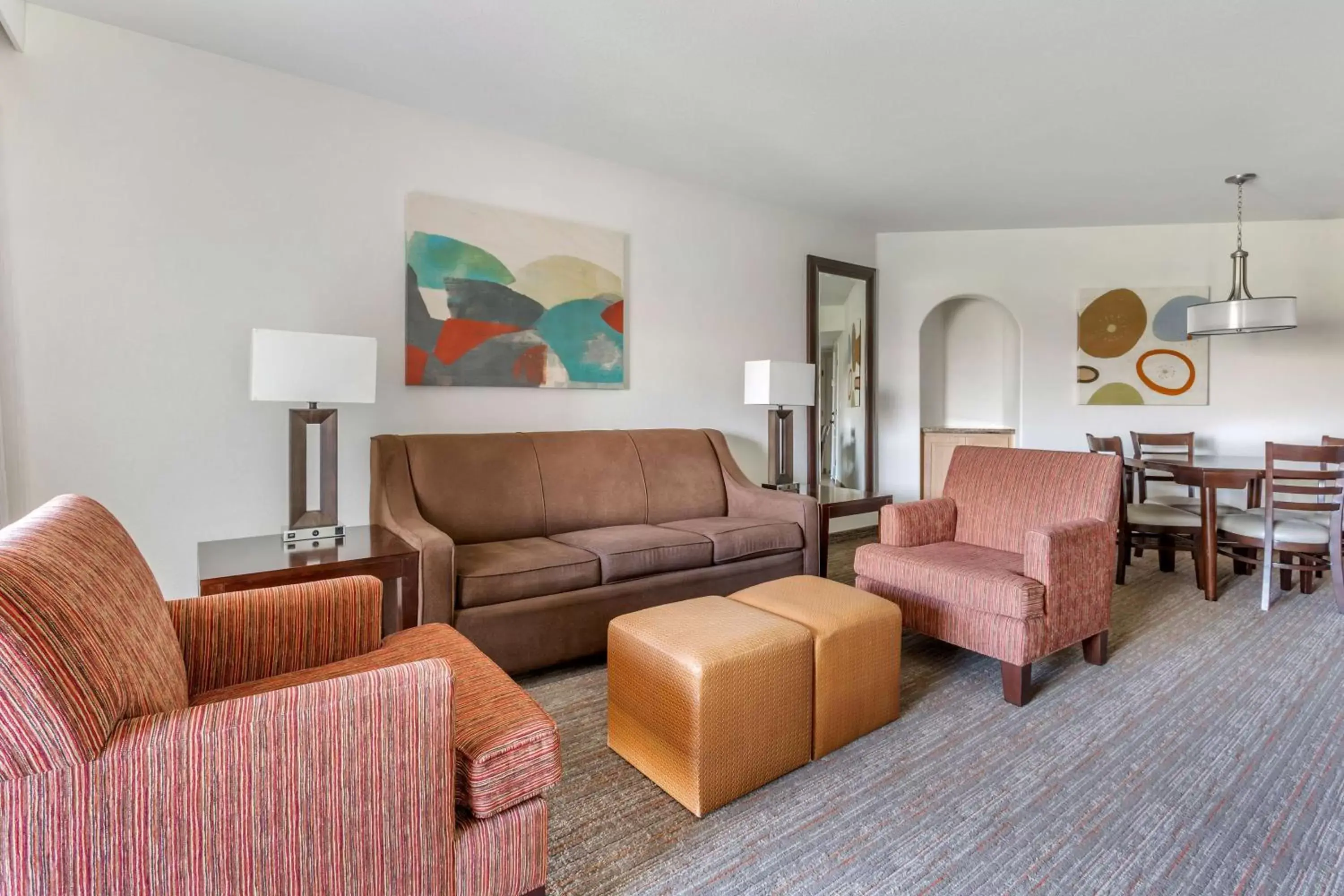 Living room, Seating Area in Hilton Vacation Club Sedona Summit