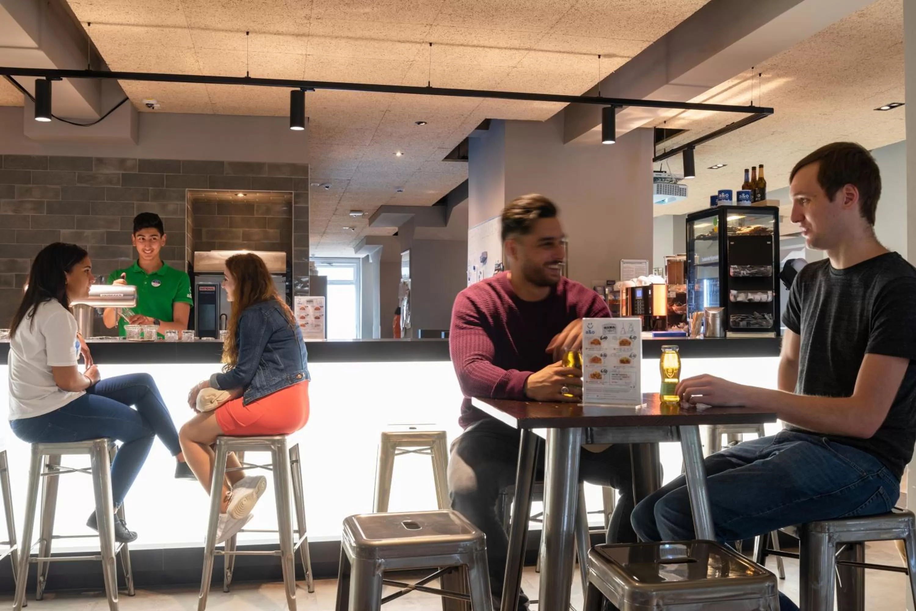 Lounge or bar in a&o Hamburg City