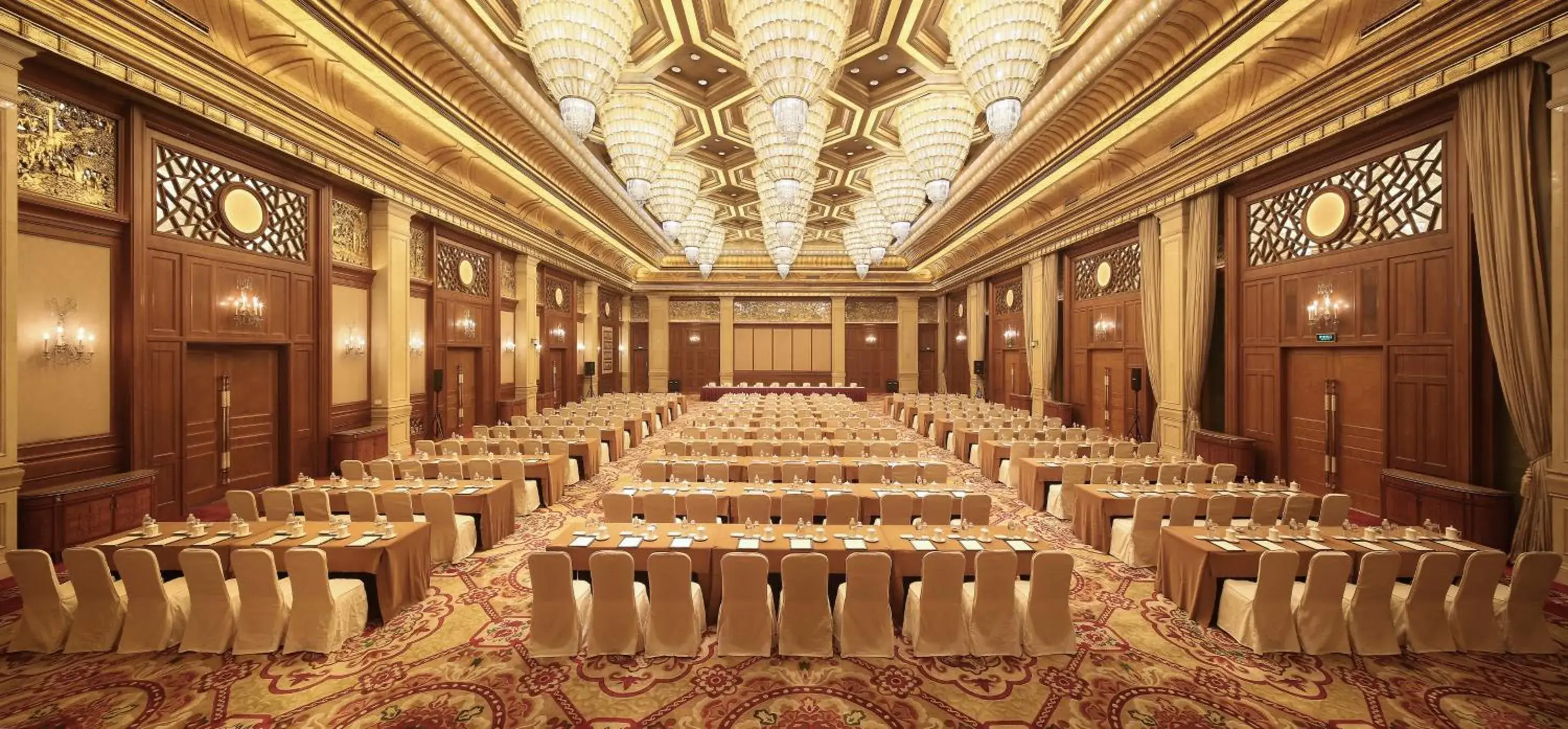 Banquet/Function facilities in Shanghai Dongjiao State Guest Hotel