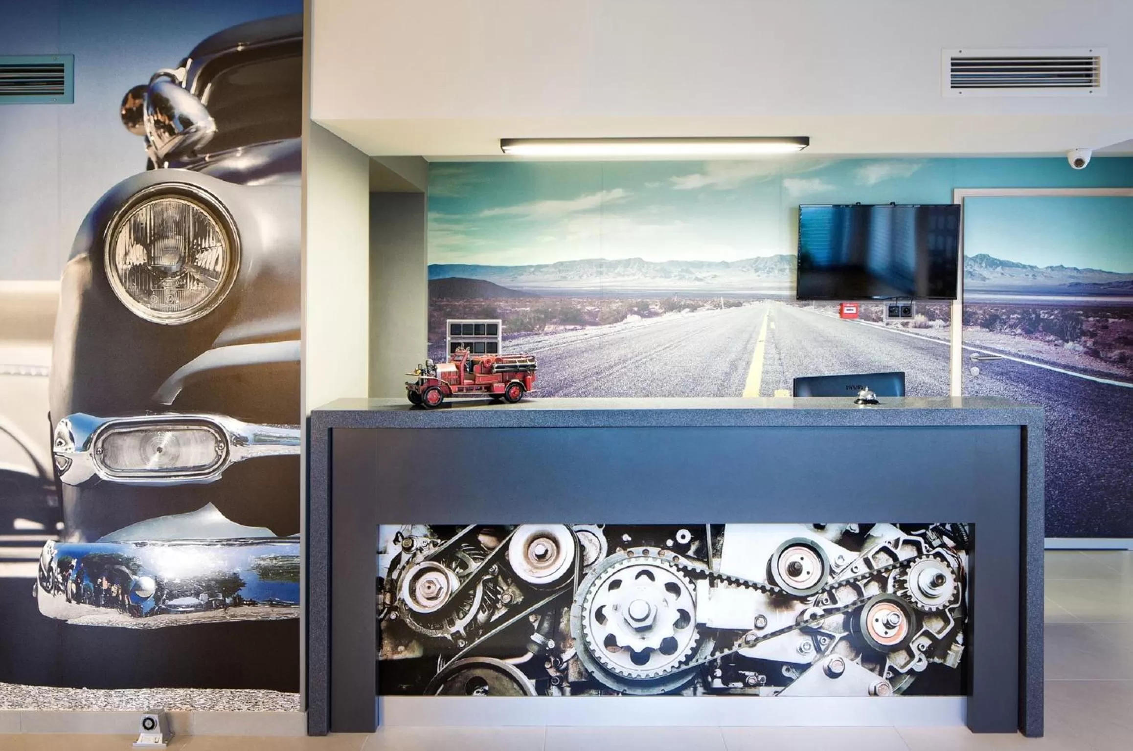 Lobby or reception in Automobil Hotel