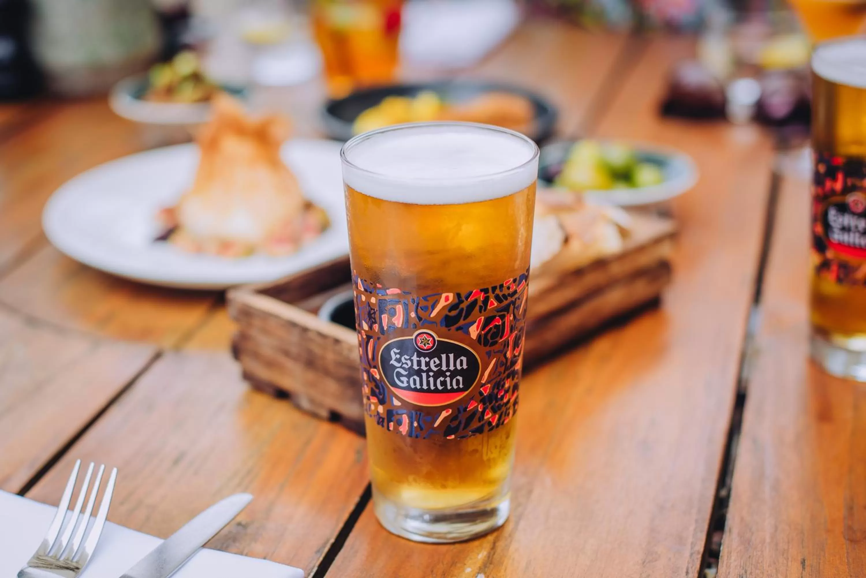 Drinks in Embankment Hotel