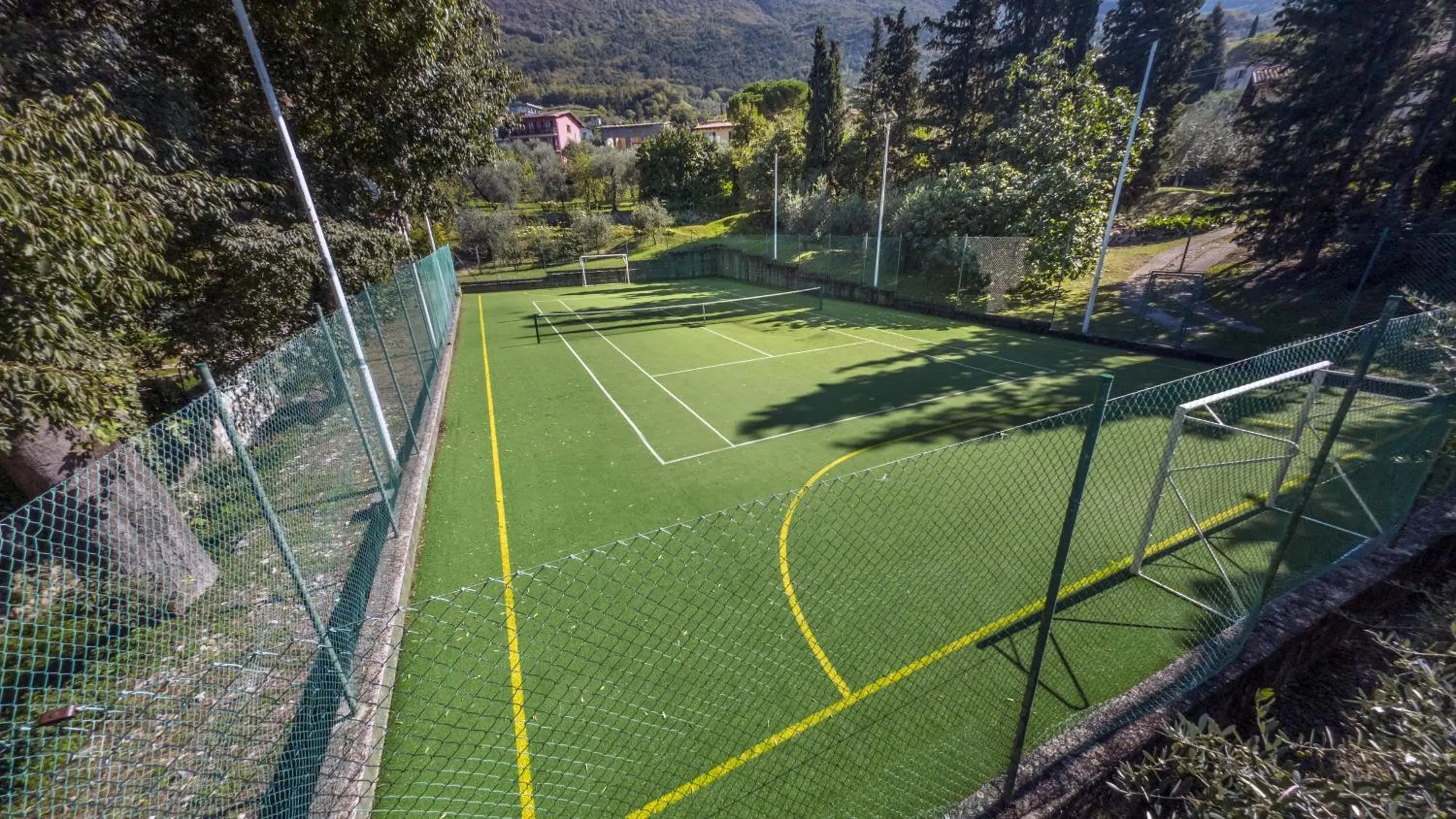 Tennis court, Tennis/Squash in Panorama Residence Hotel