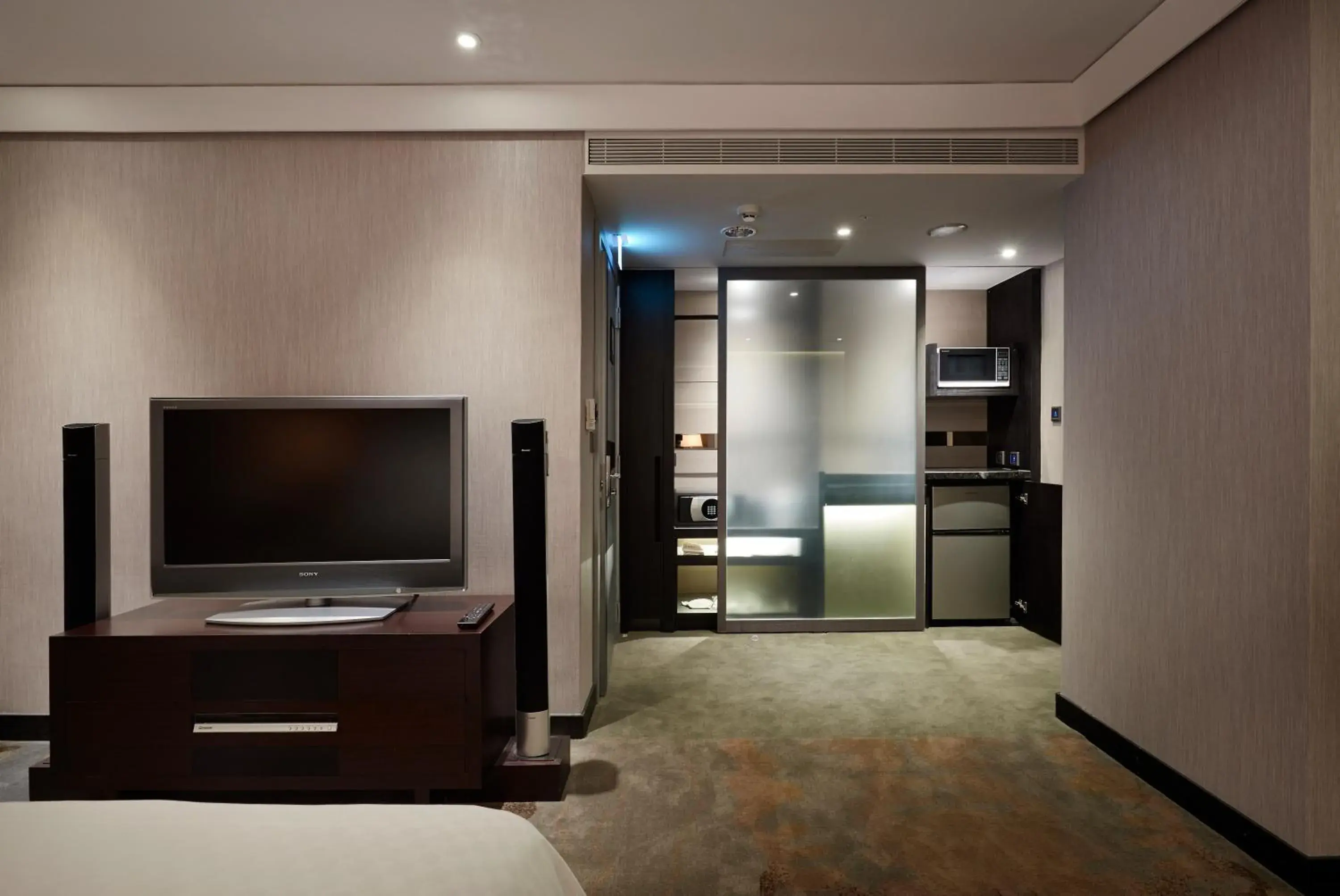 TV/Entertainment Center in Tango Hotel Taichung