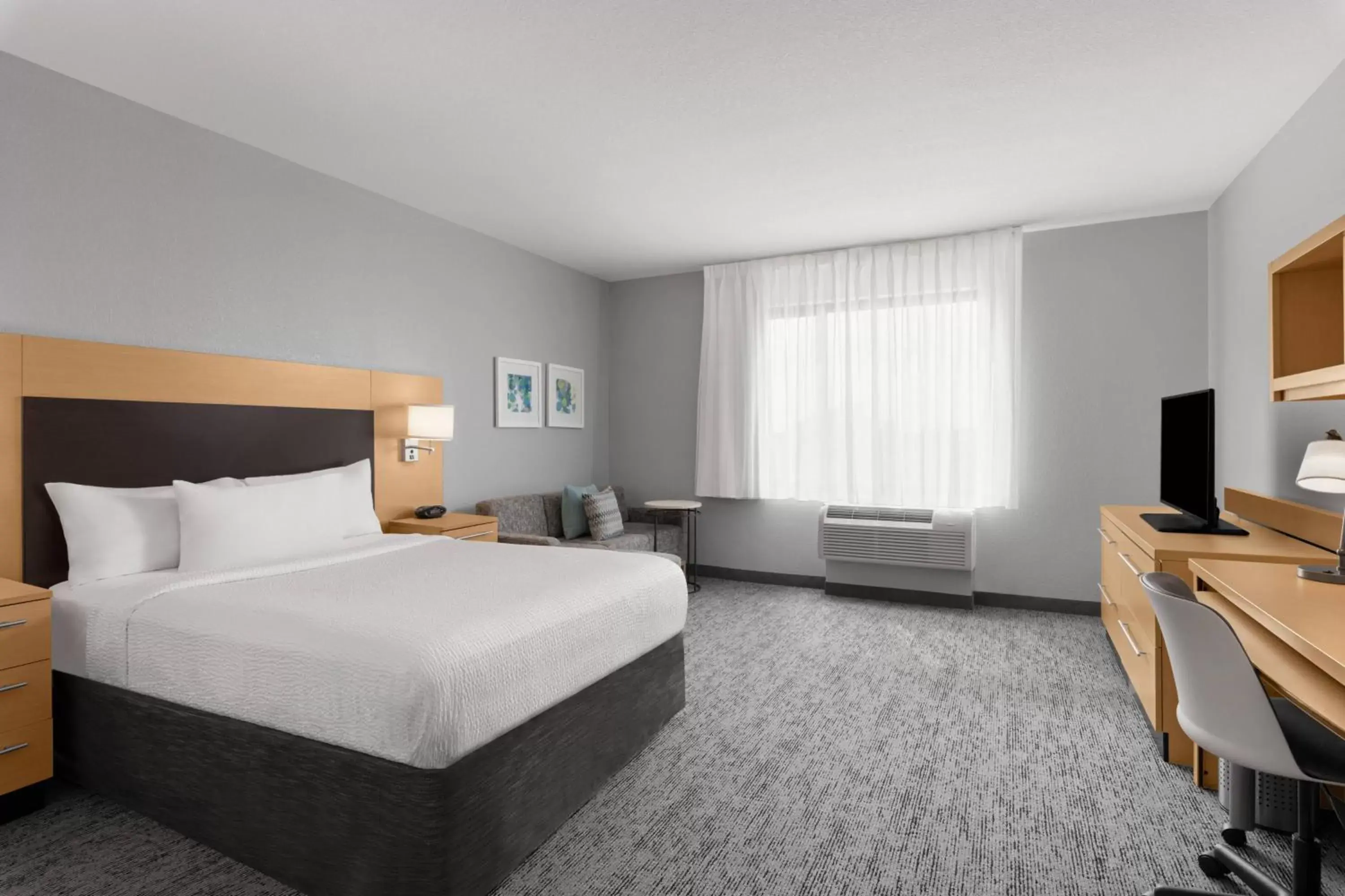 Bedroom, Bed in TownPlaces Suite Denver Airport at Gateway Park