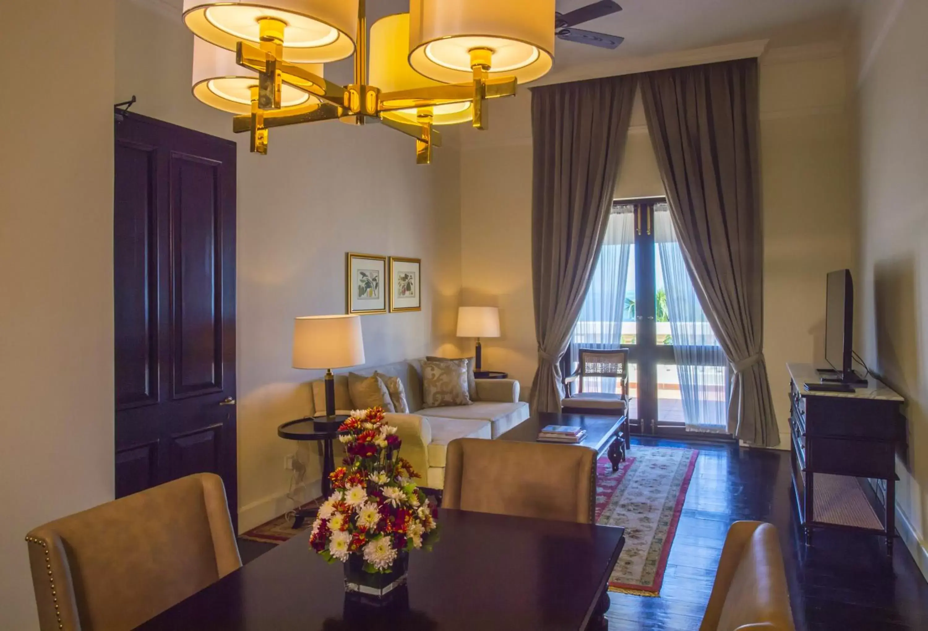 Living room, Seating Area in Galle Face Hotel