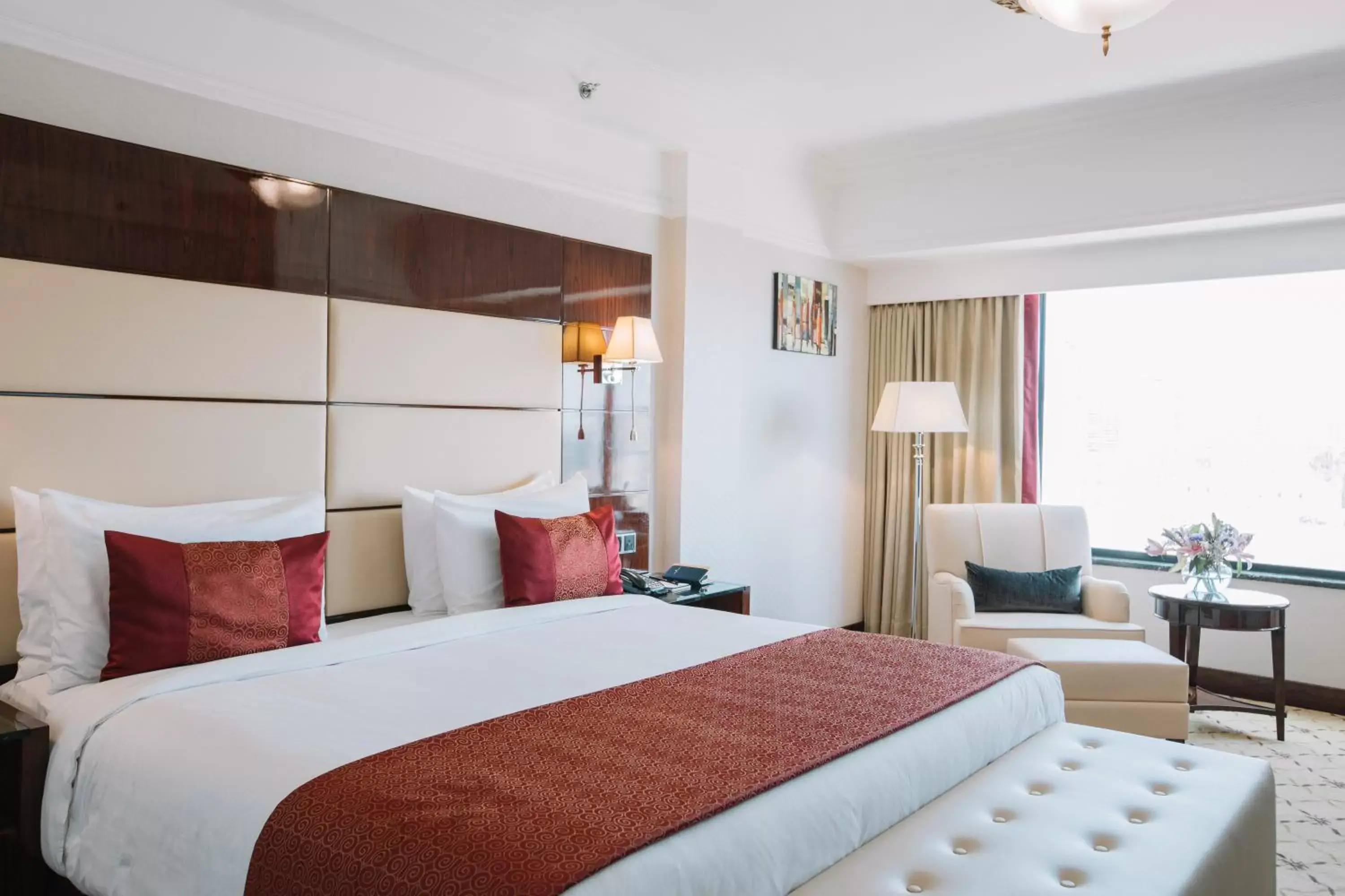 Bedroom, Bed in Golden Tulip Addis Ababa Bedroom, Bed in Golden Tulip Addis Ababa