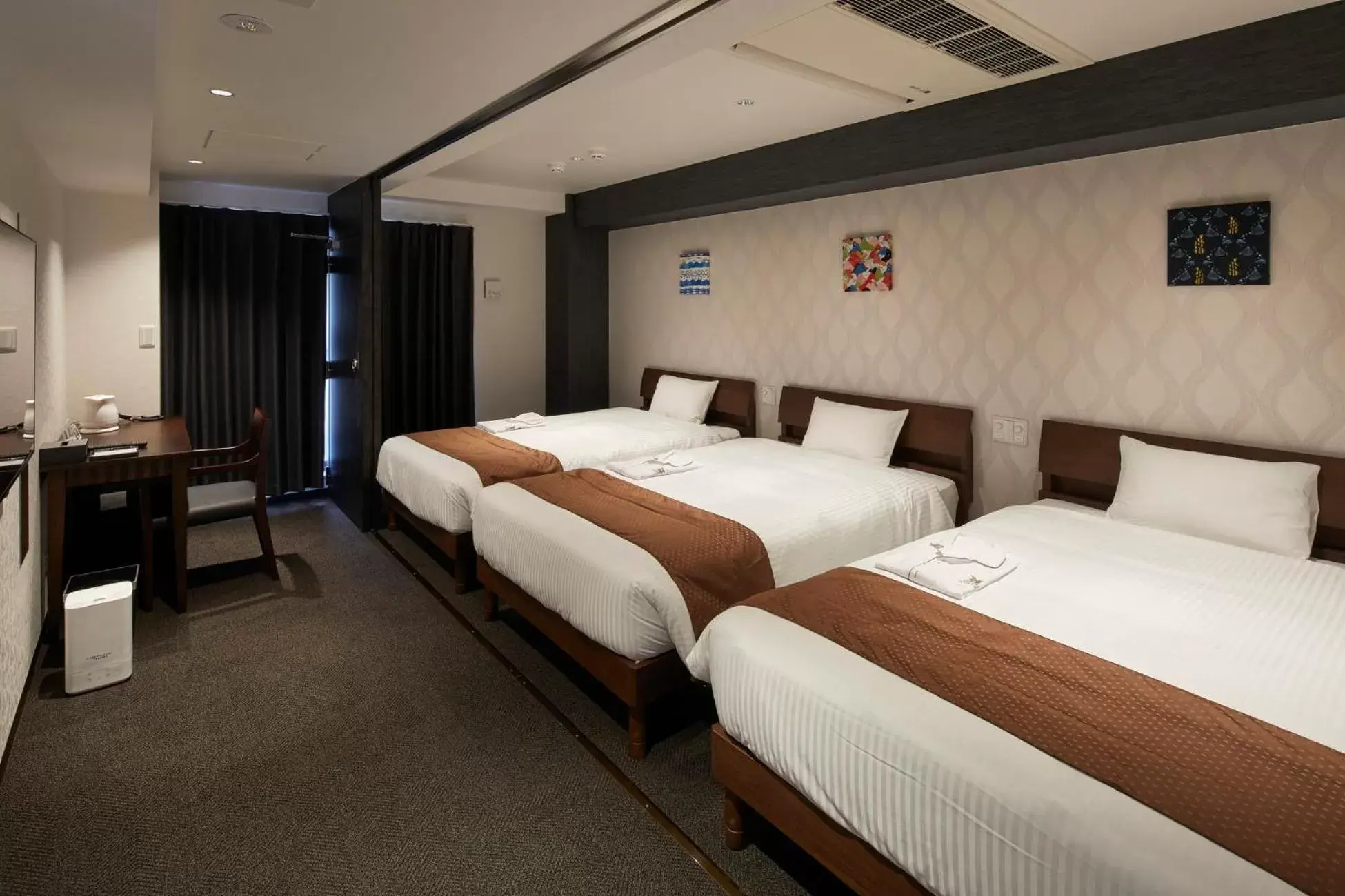 Photo of the whole room, Bed in HOTEL BRILLER Kyoto Station South