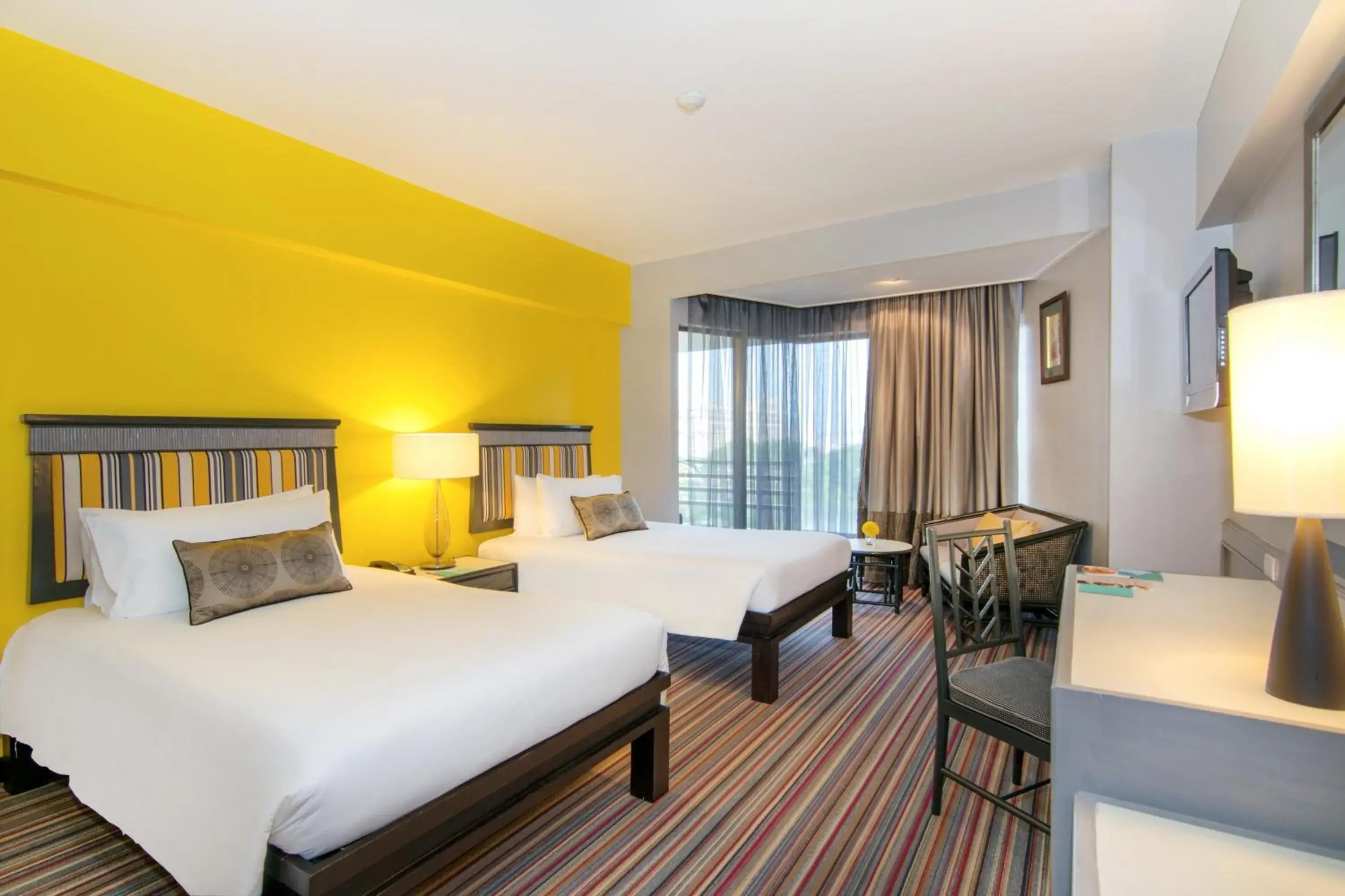 Deluxe Twin Room with City View in The Bayview Hotel Pattaya