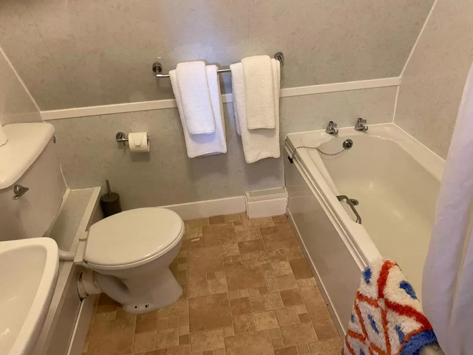 Bathroom in Furzedown Hotel