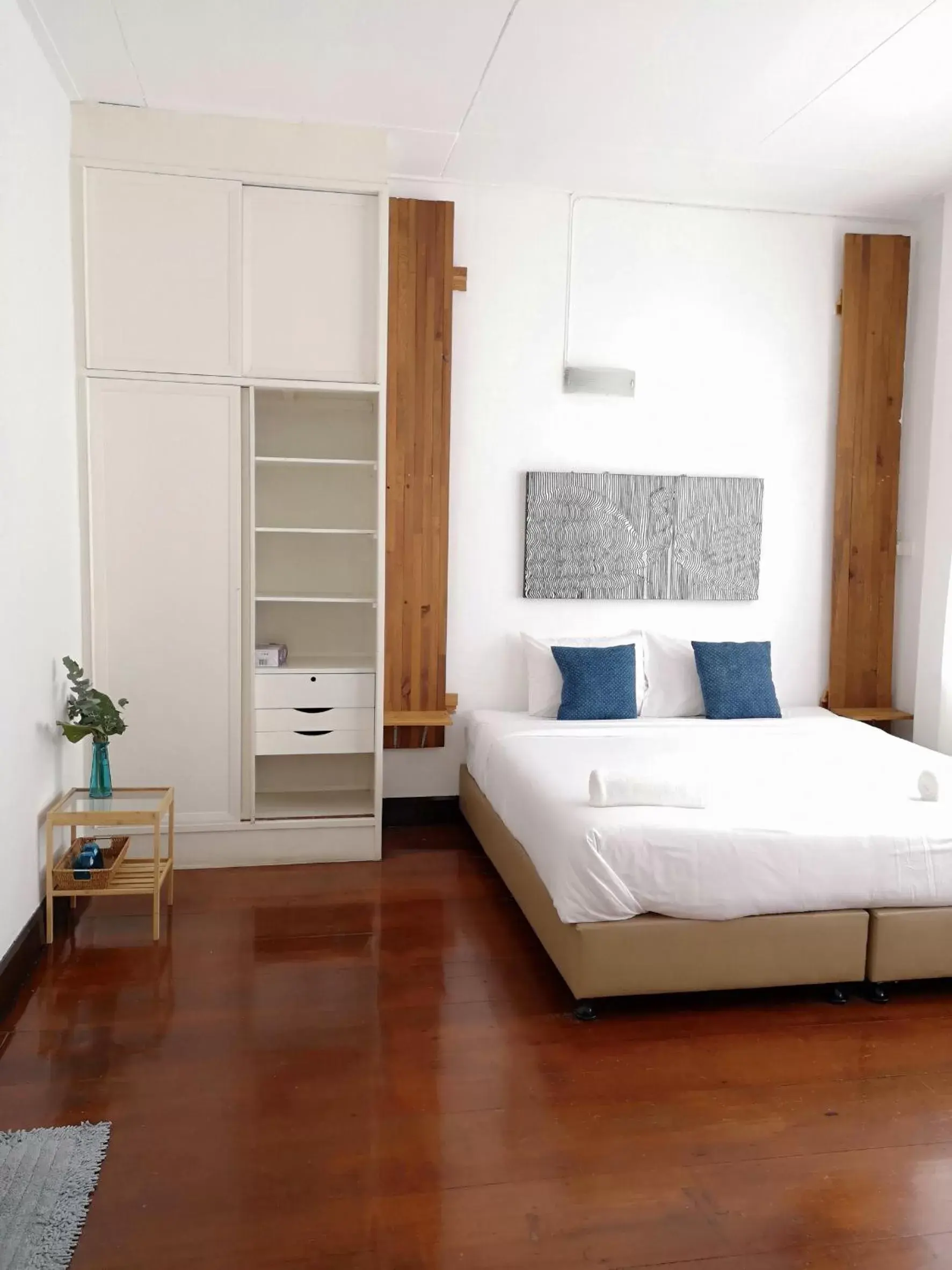 Bed in Cozy by Funwahn Bed in Cozy by Funwahn